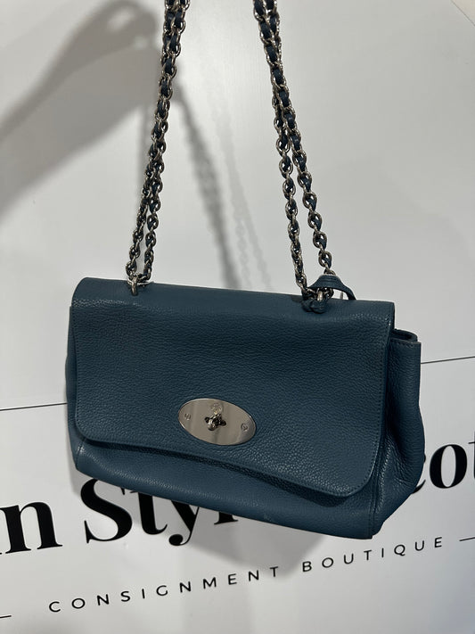 Blue Mulberry Lily, Medium