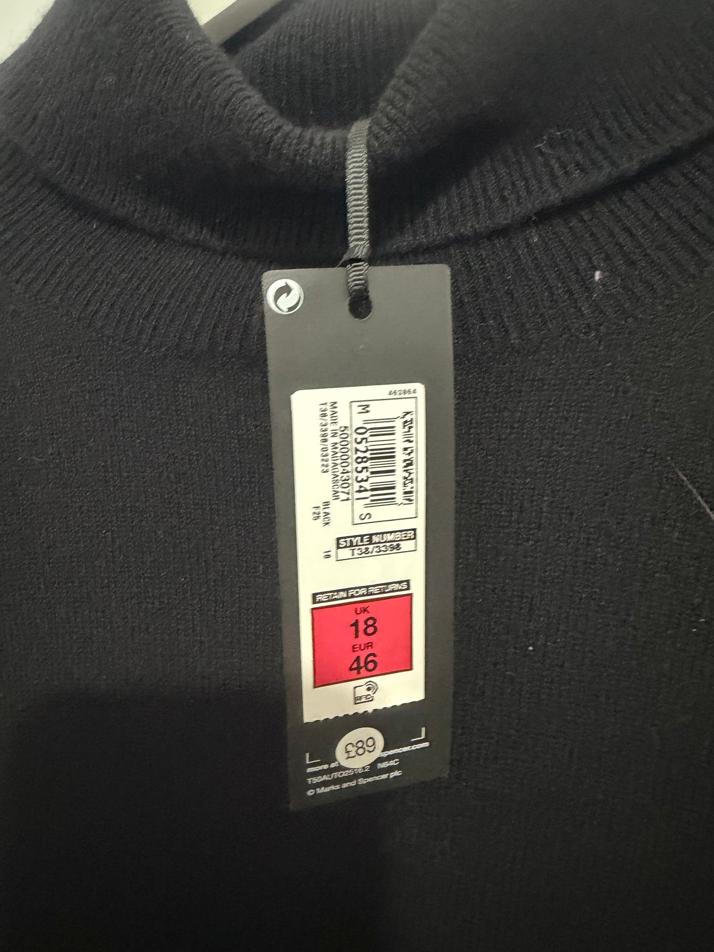 Black Autograph Cashmere Jumper, Size Large