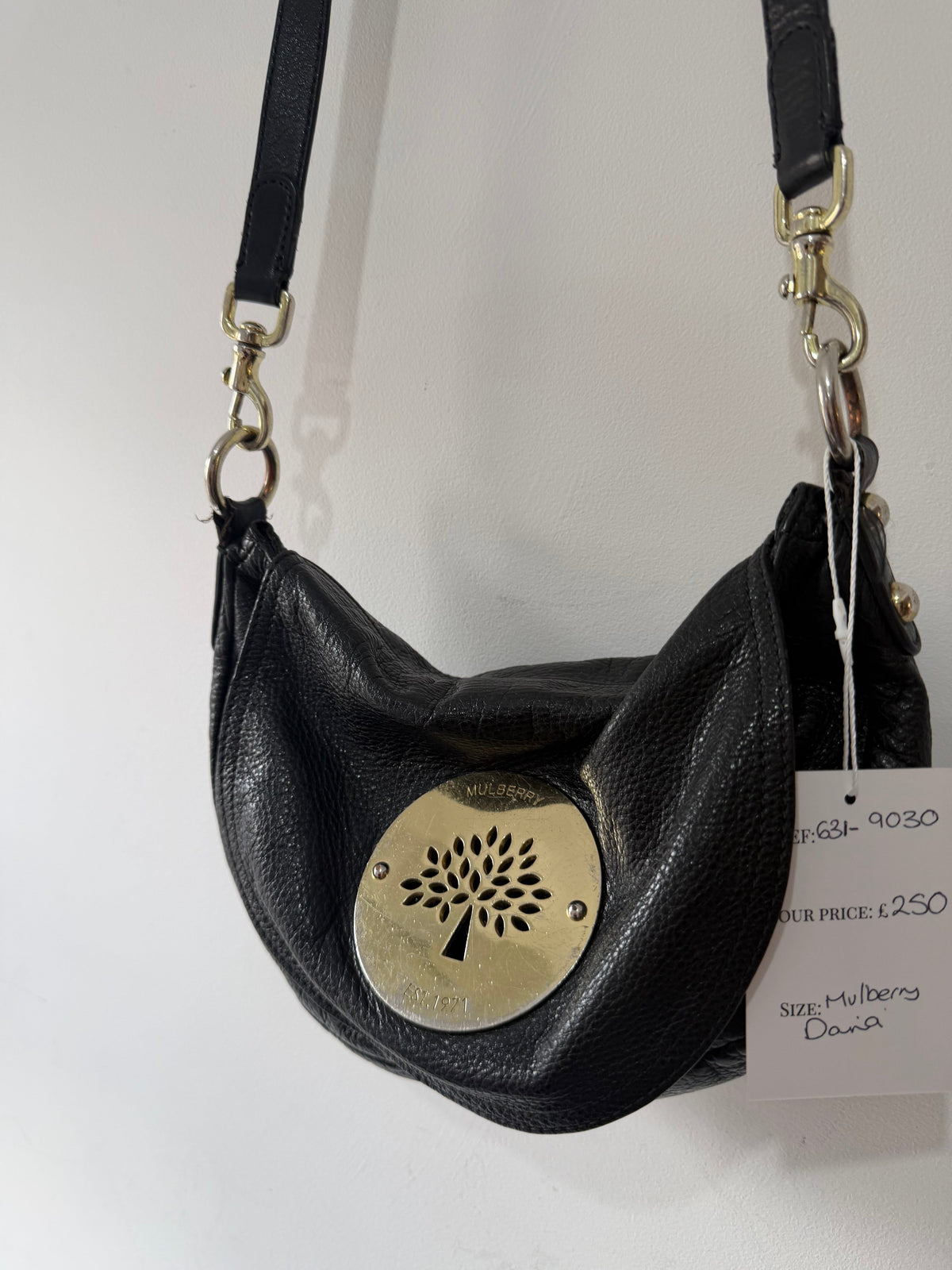 Preloved, Black with Gold Hardware Mulberry Daria Crossbody Bag, Small