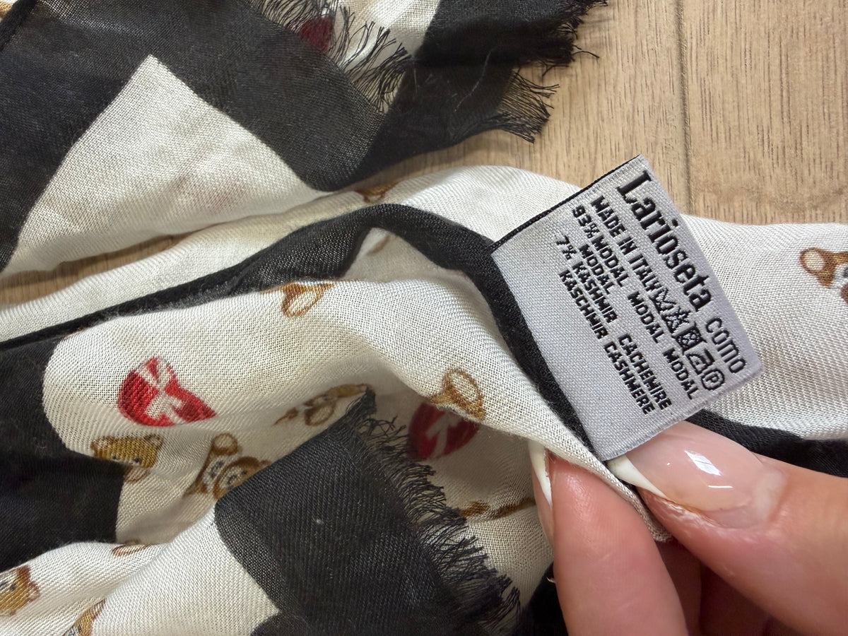 Preloved Moschino Scarf Black and White