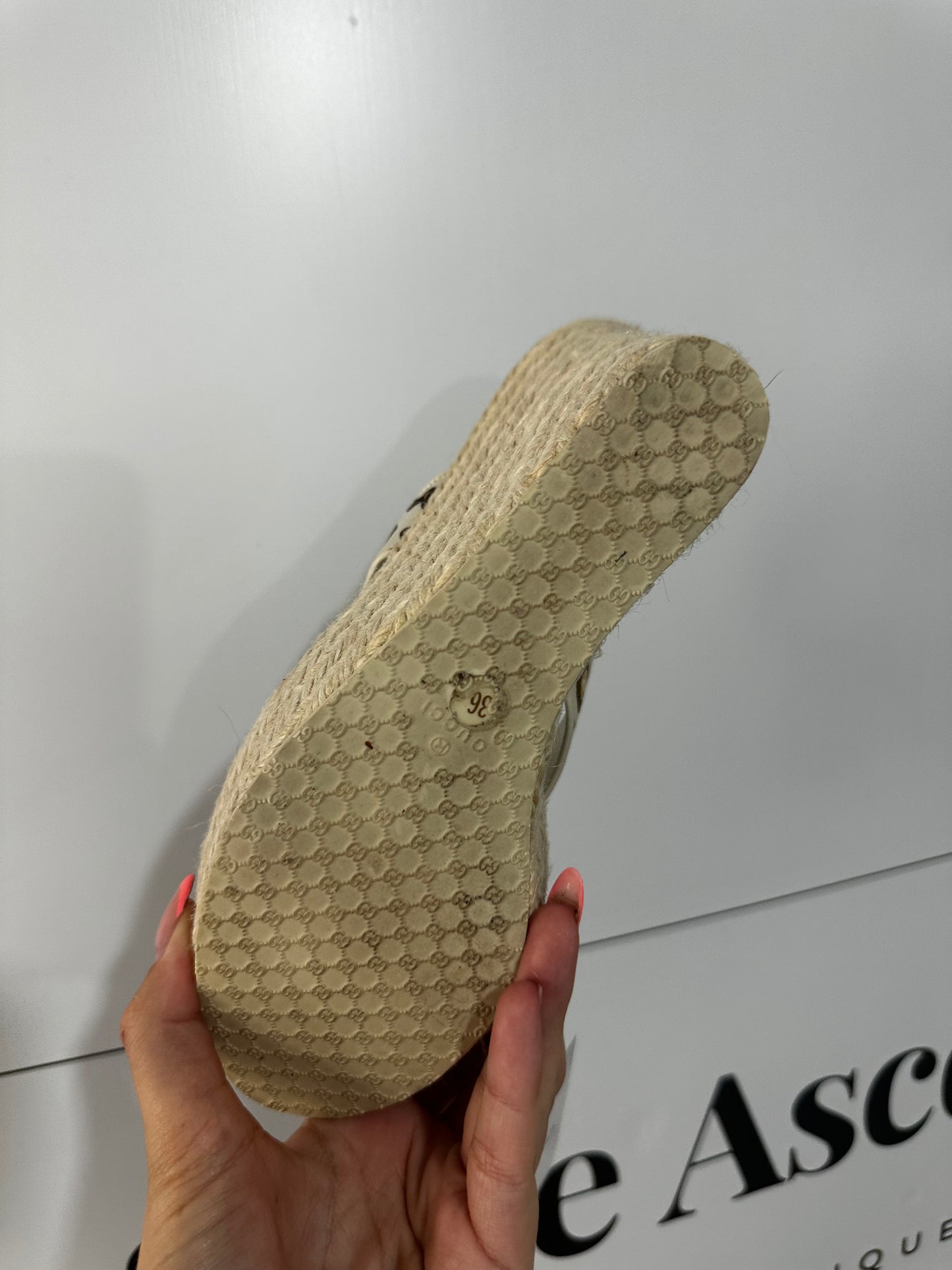Neutral Gucci Wedges, Size 36