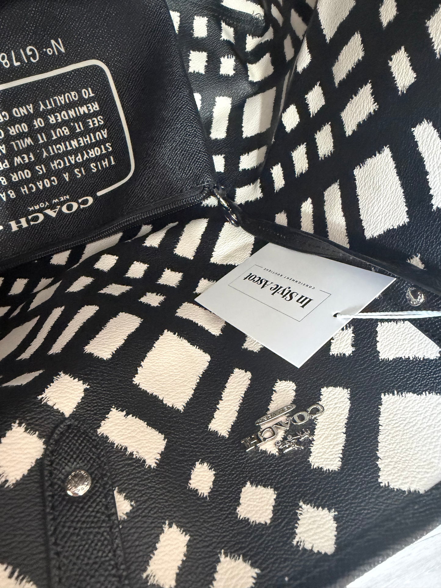 Preloved, Black Reversible City Tote Coach Tote Handbag
