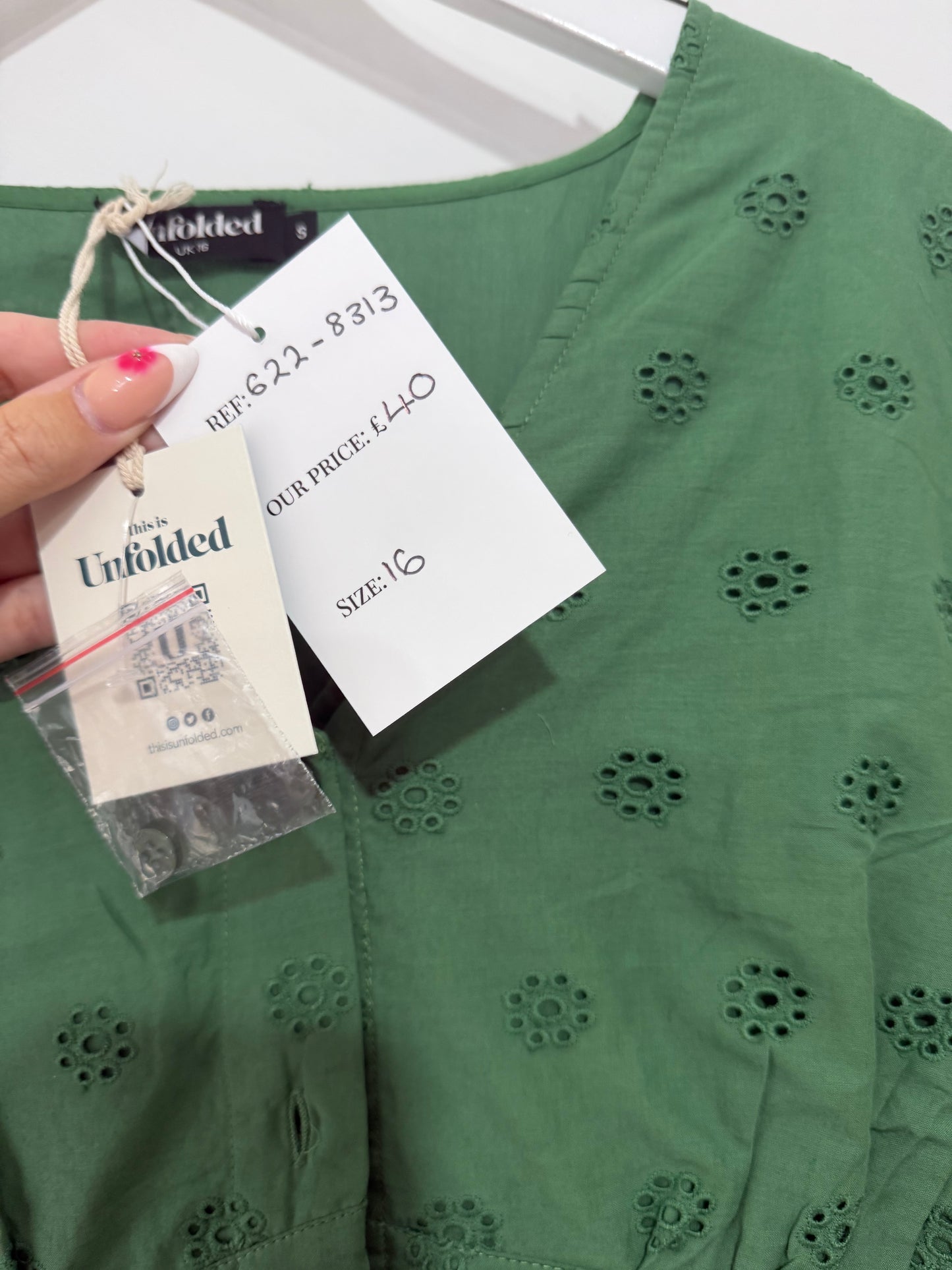 Preloved, NEW, Green Unfolded Dress, Size 16