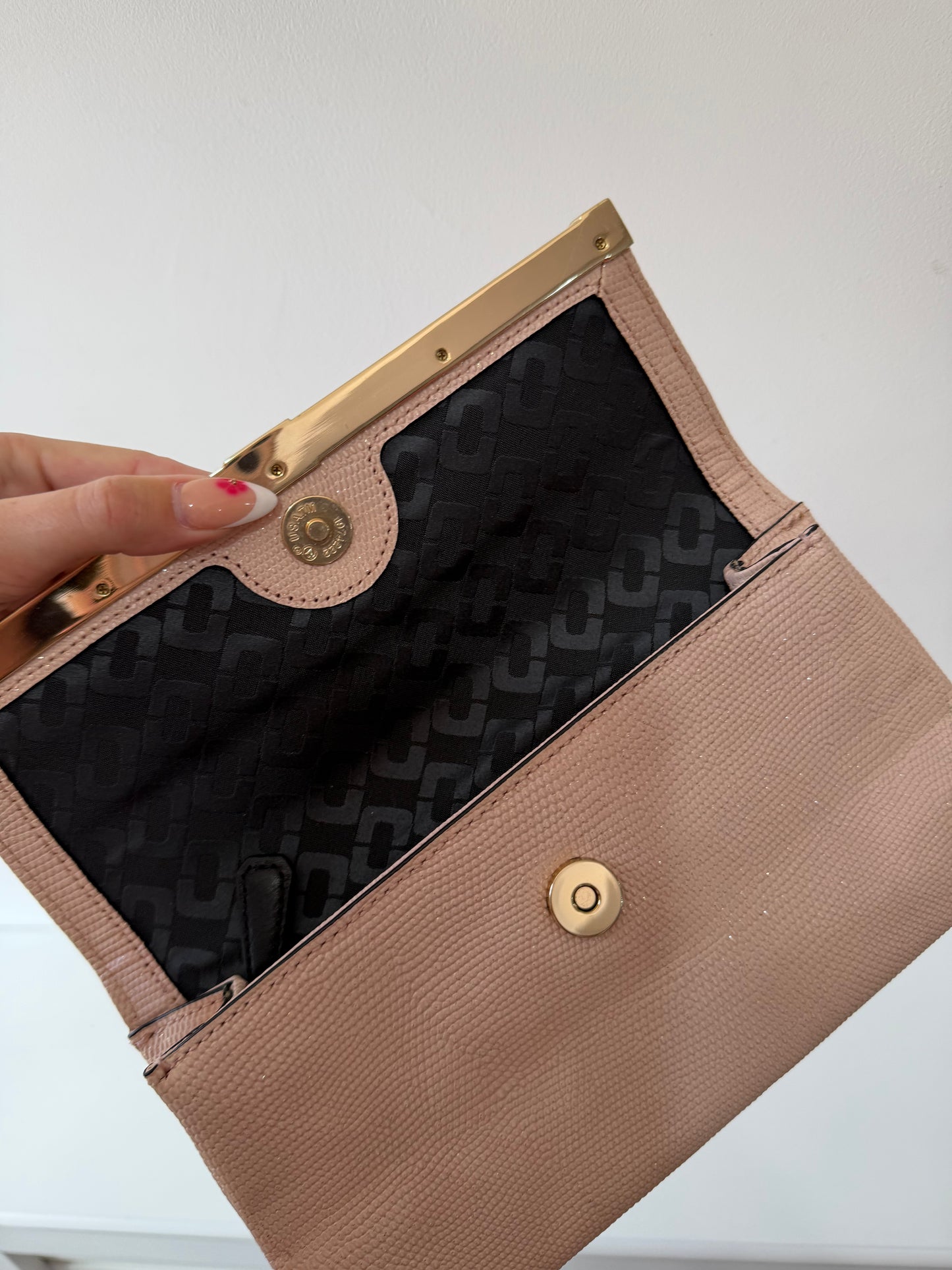 Preloved, Pink DVF Clutch