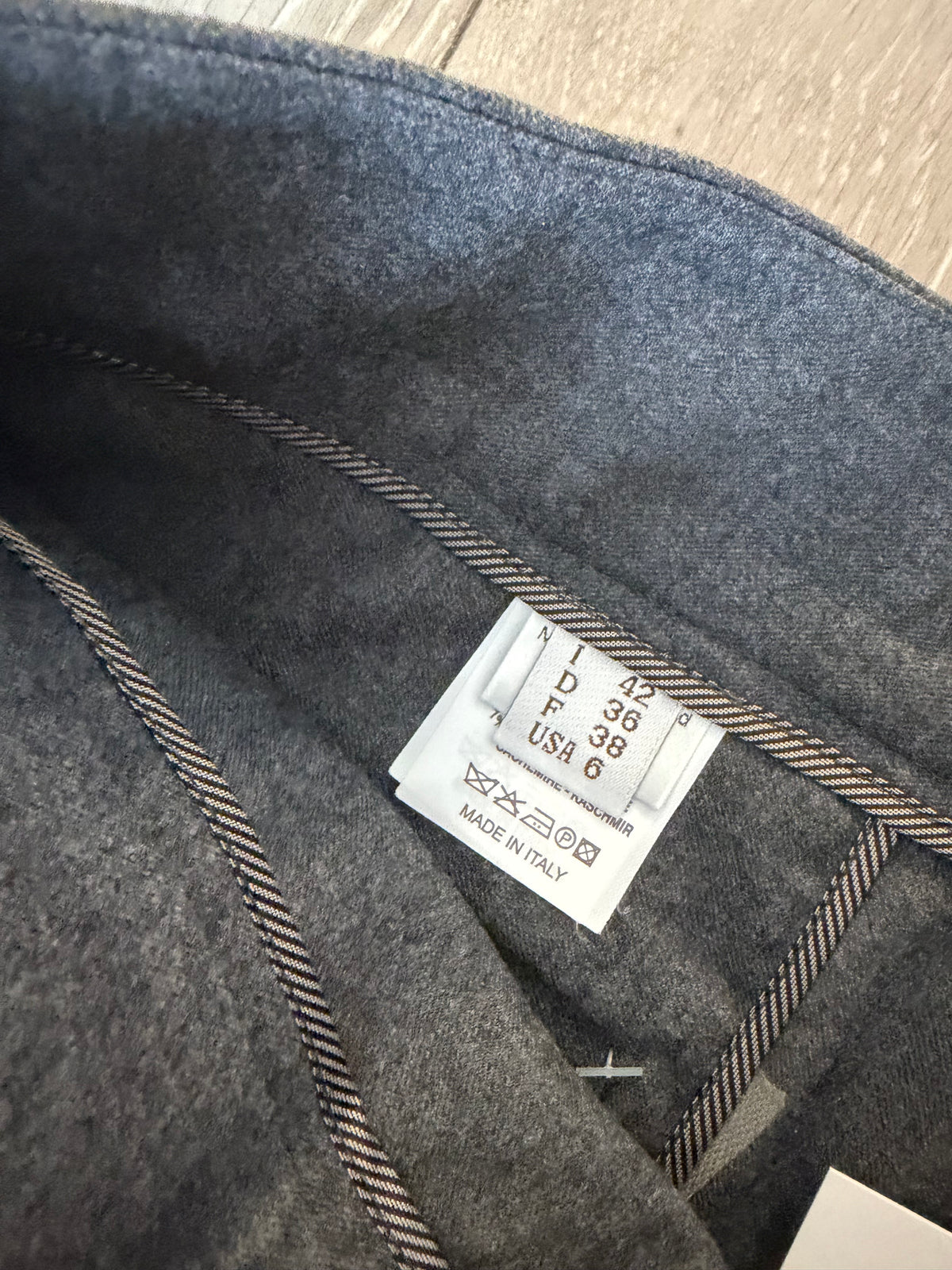 Preloved Brunello Cucinelli Trousers Size 10 Grey