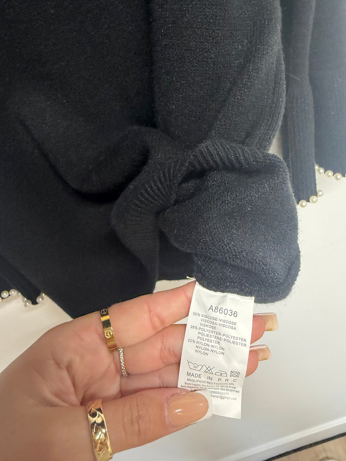 Preloved Boutique Jumper Size M Black with Pearls