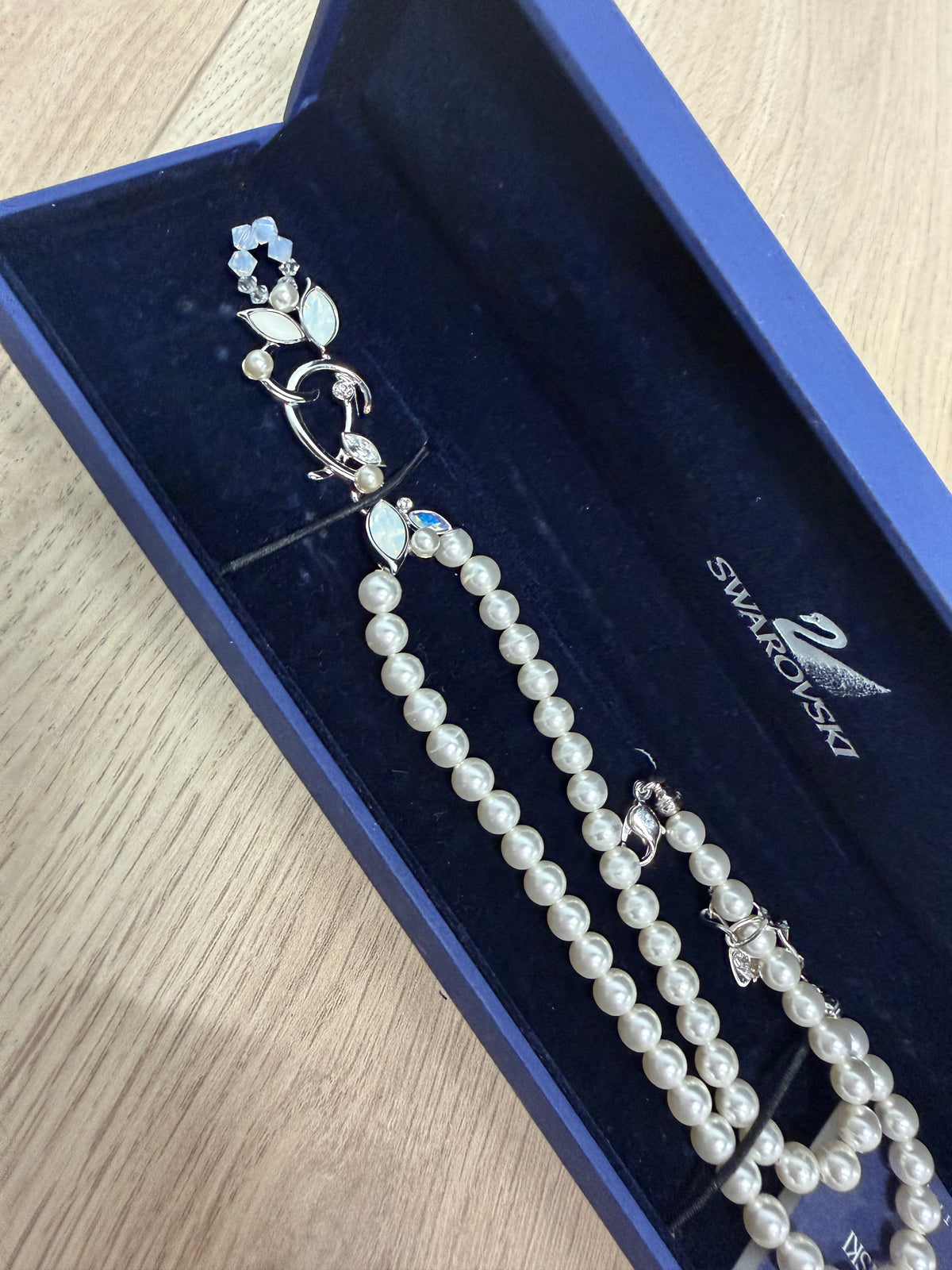 Preloved Swarovski Jewellery - Necklace Pearls