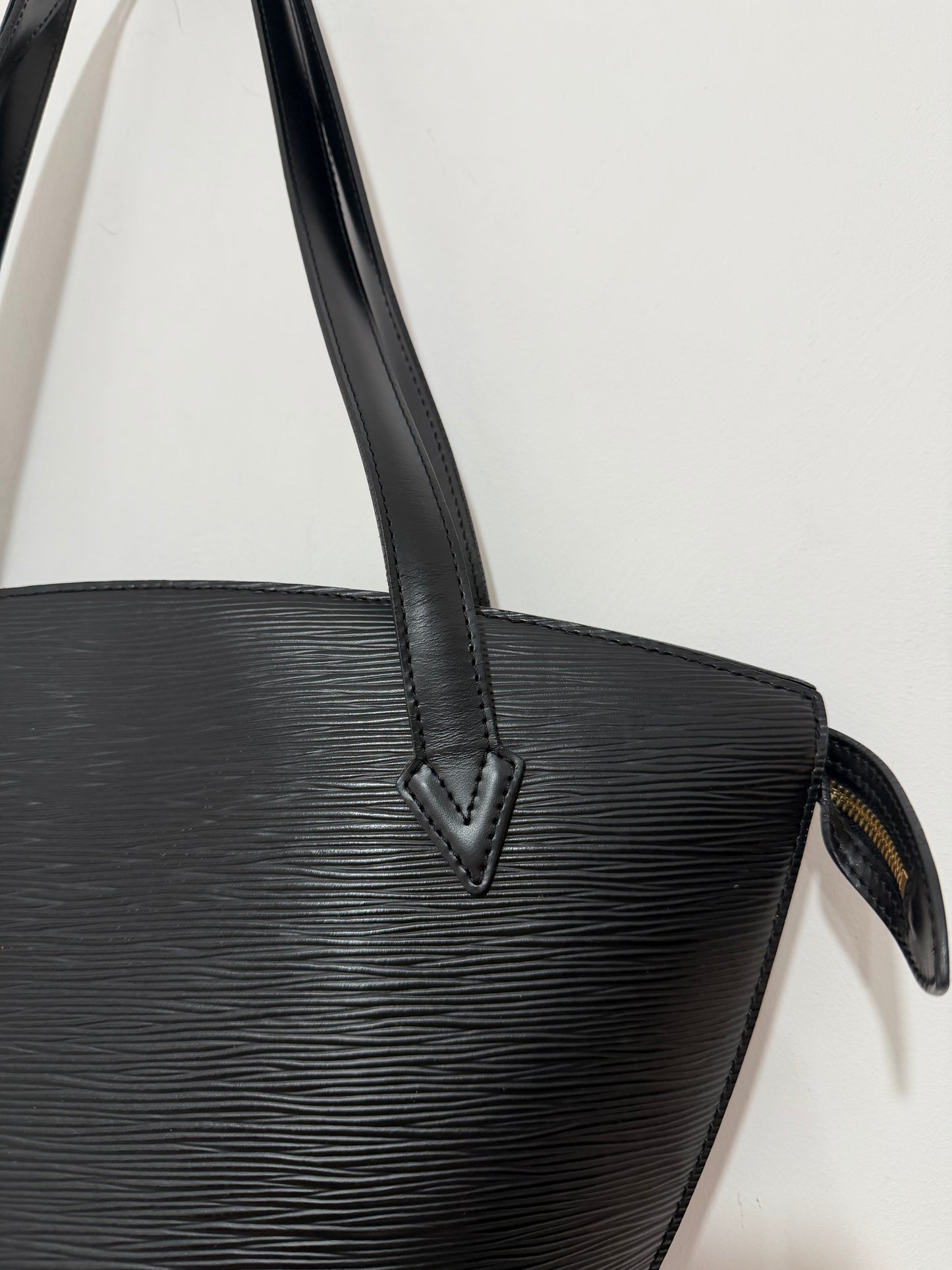 Preloved Louis Vuitton Handbag Black