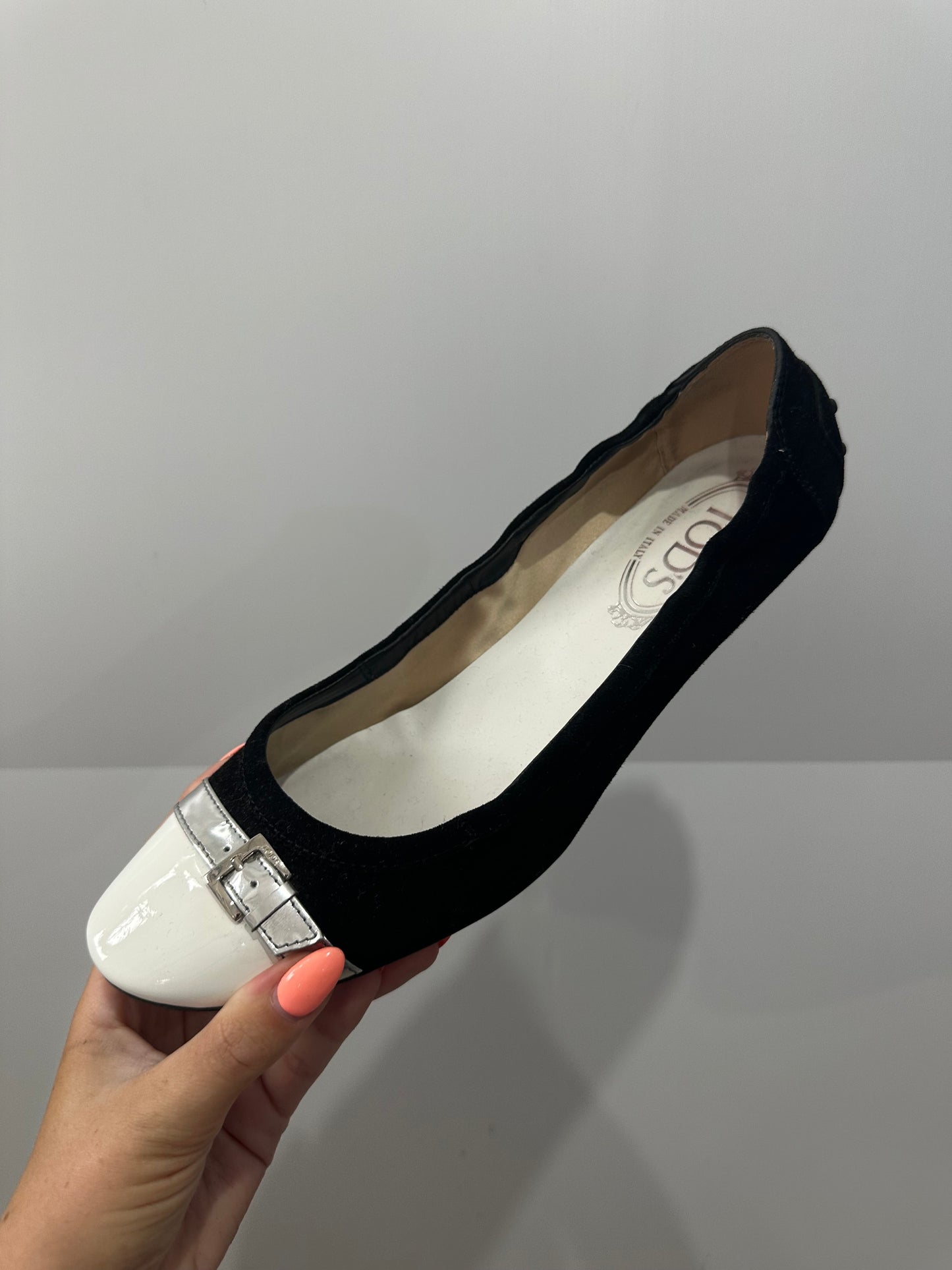 Tods Kitten Heels, Size 40 - UK 7