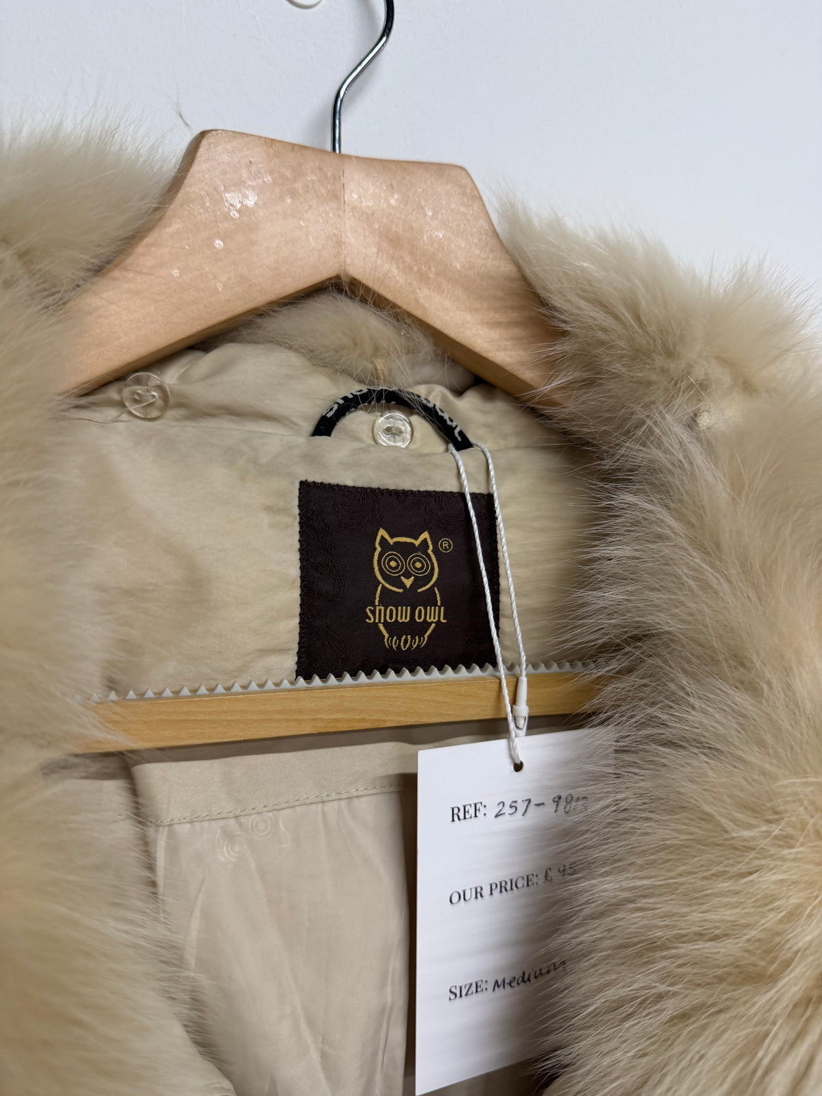 Preloved Snow Owl Coat Size Medium Beige