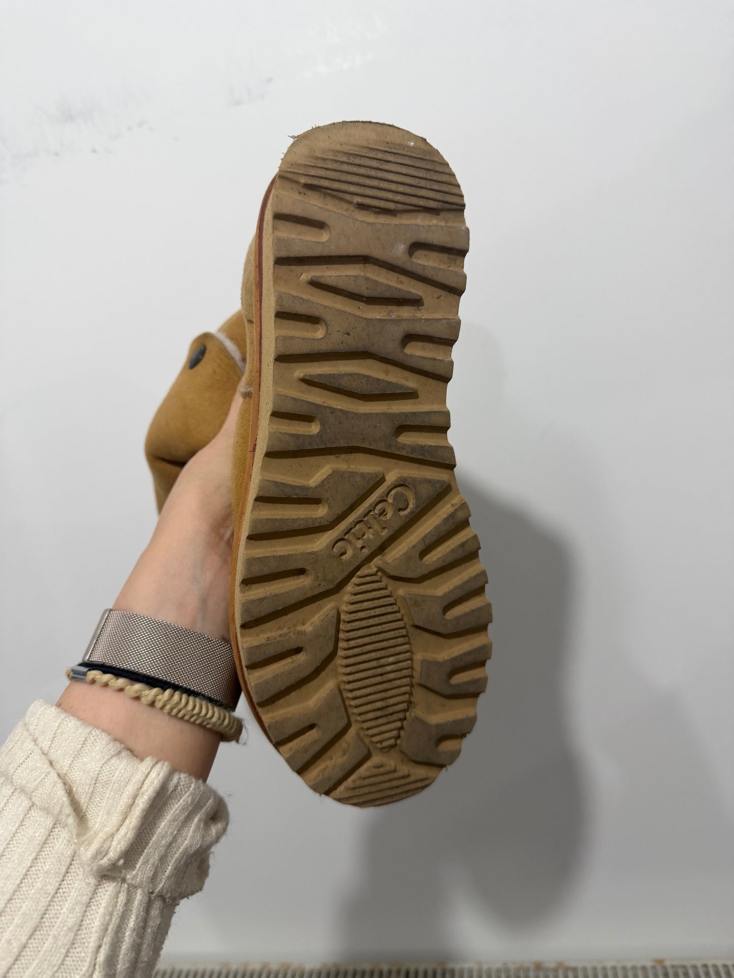 Light Brown Celt Sheepskin Long Boots, Size 5