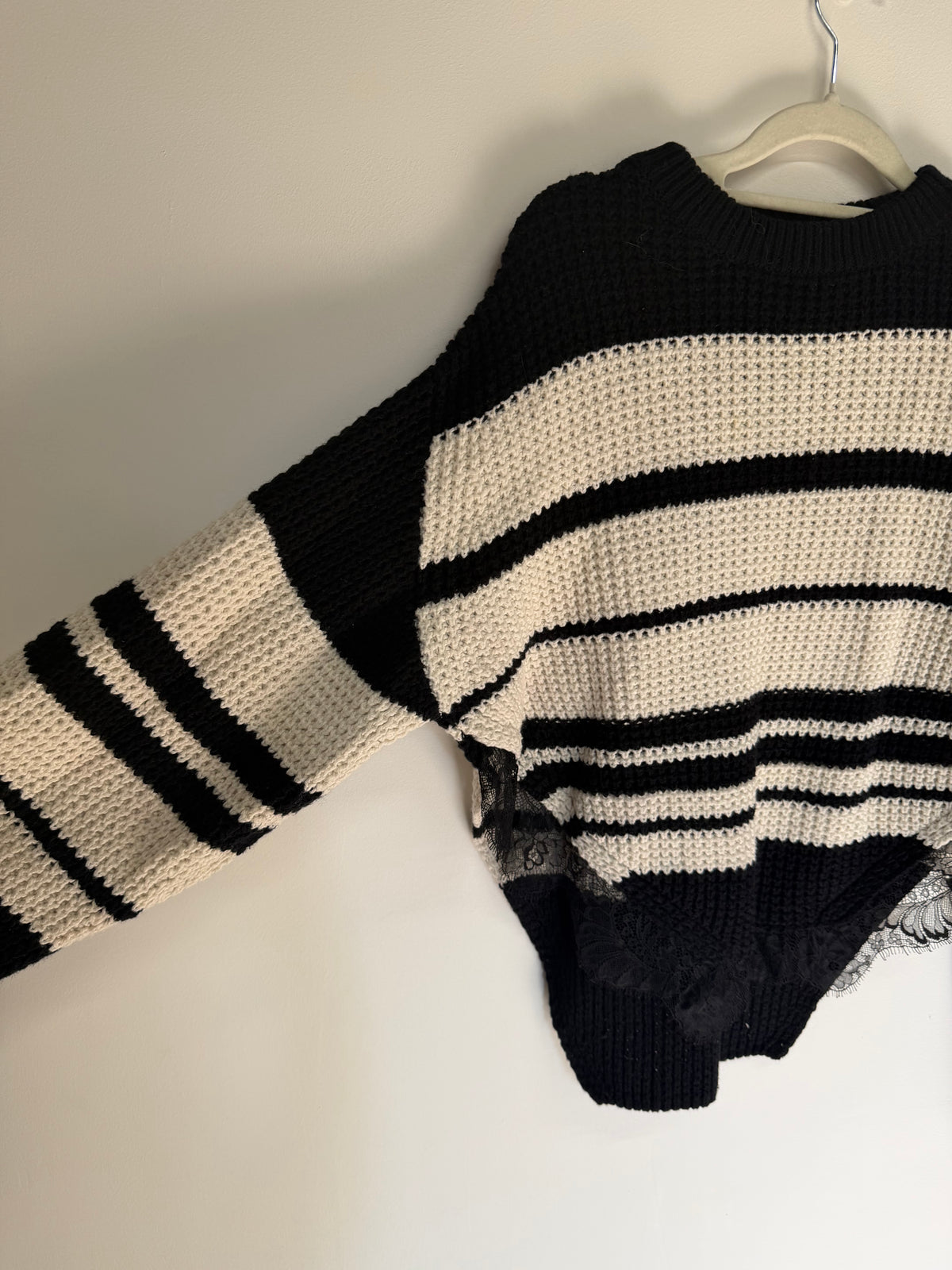 Preloved Self-Portrait Jumper Size Small Black and White