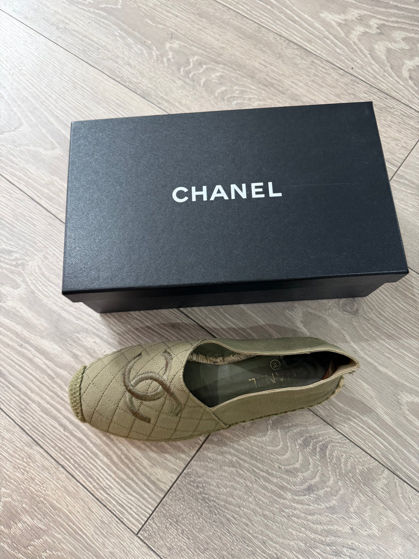 Pre-Owned Khaki Chanel Espadrilles, Size 39 - UK 6