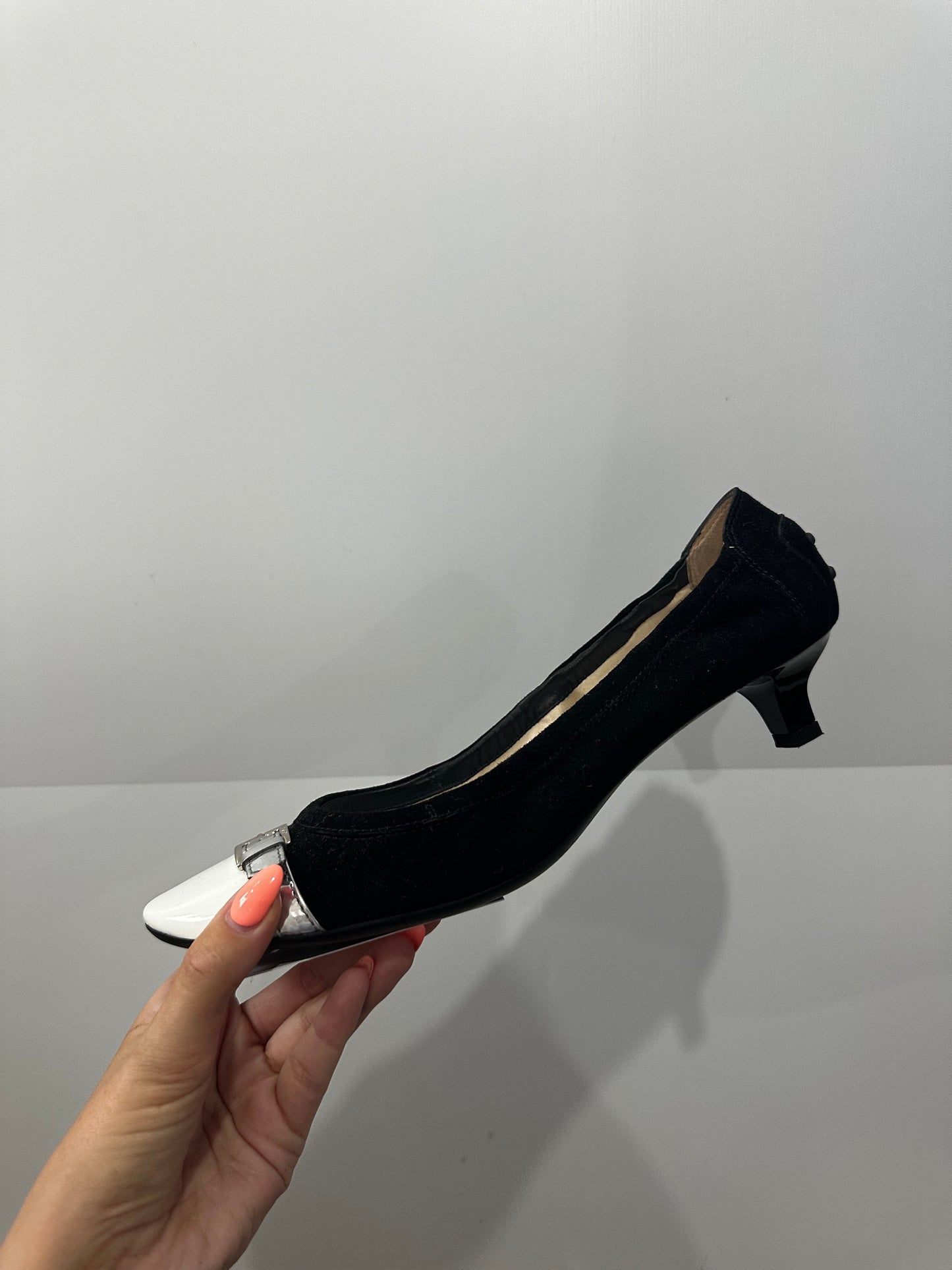 Tods Kitten Heels, Size 40 - UK 7