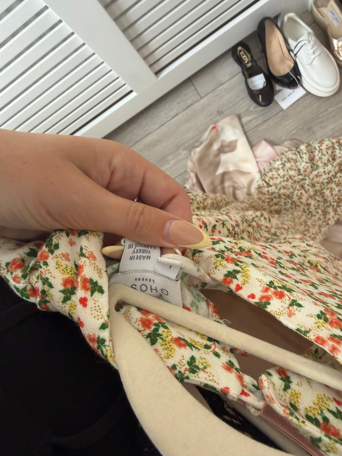 Preloved Ghost Dress Large Beige with multicolour floral pattern