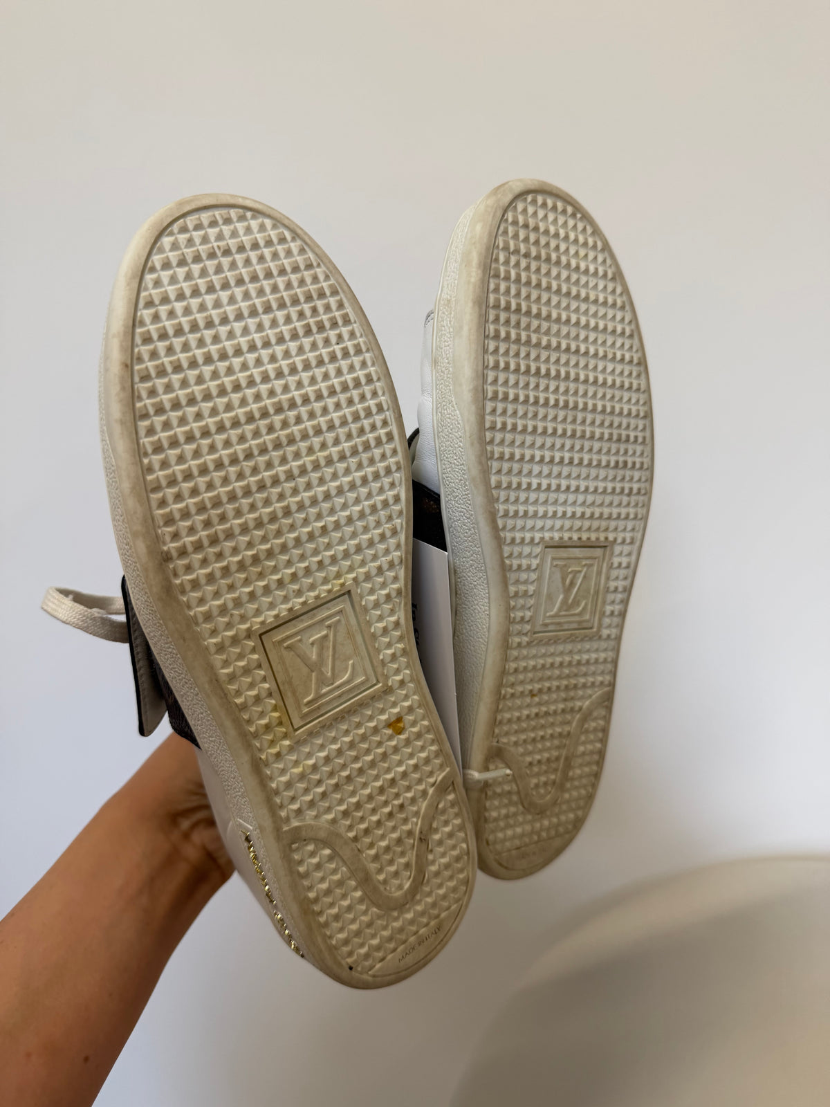 Preloved Louis Vuitton Trainers Size 3 White