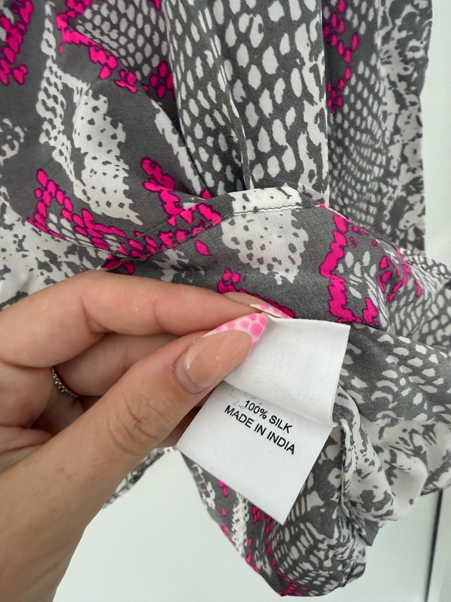 Pre-Loved Grey/Pink Mercy Delta Blouse, L