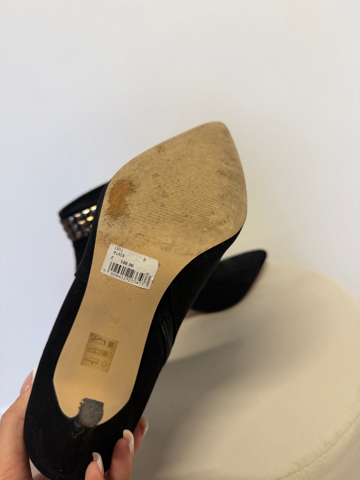 Preloved Carvela Shoes EU 39 - UK 6 Black