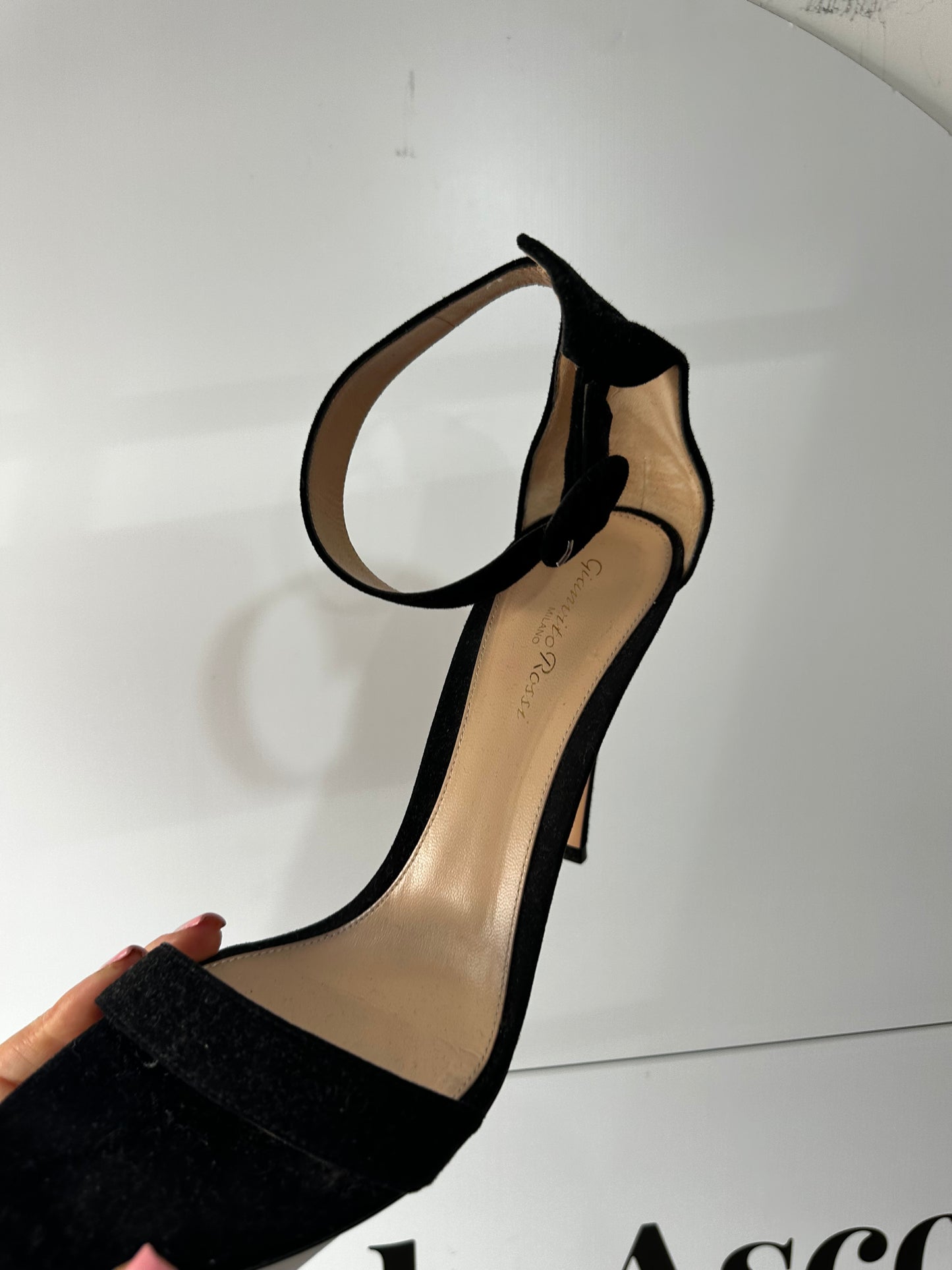 Black Giannvito Rossi Portafino Heels, 41.5