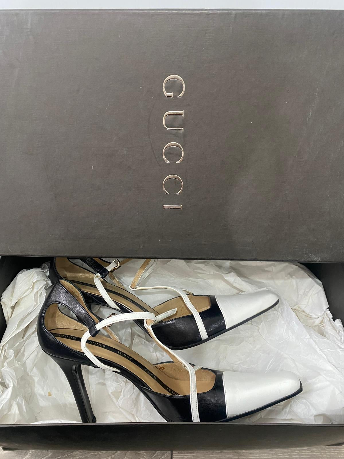 Black and White Vintage Gucci Heels, Size 37 - UK 4