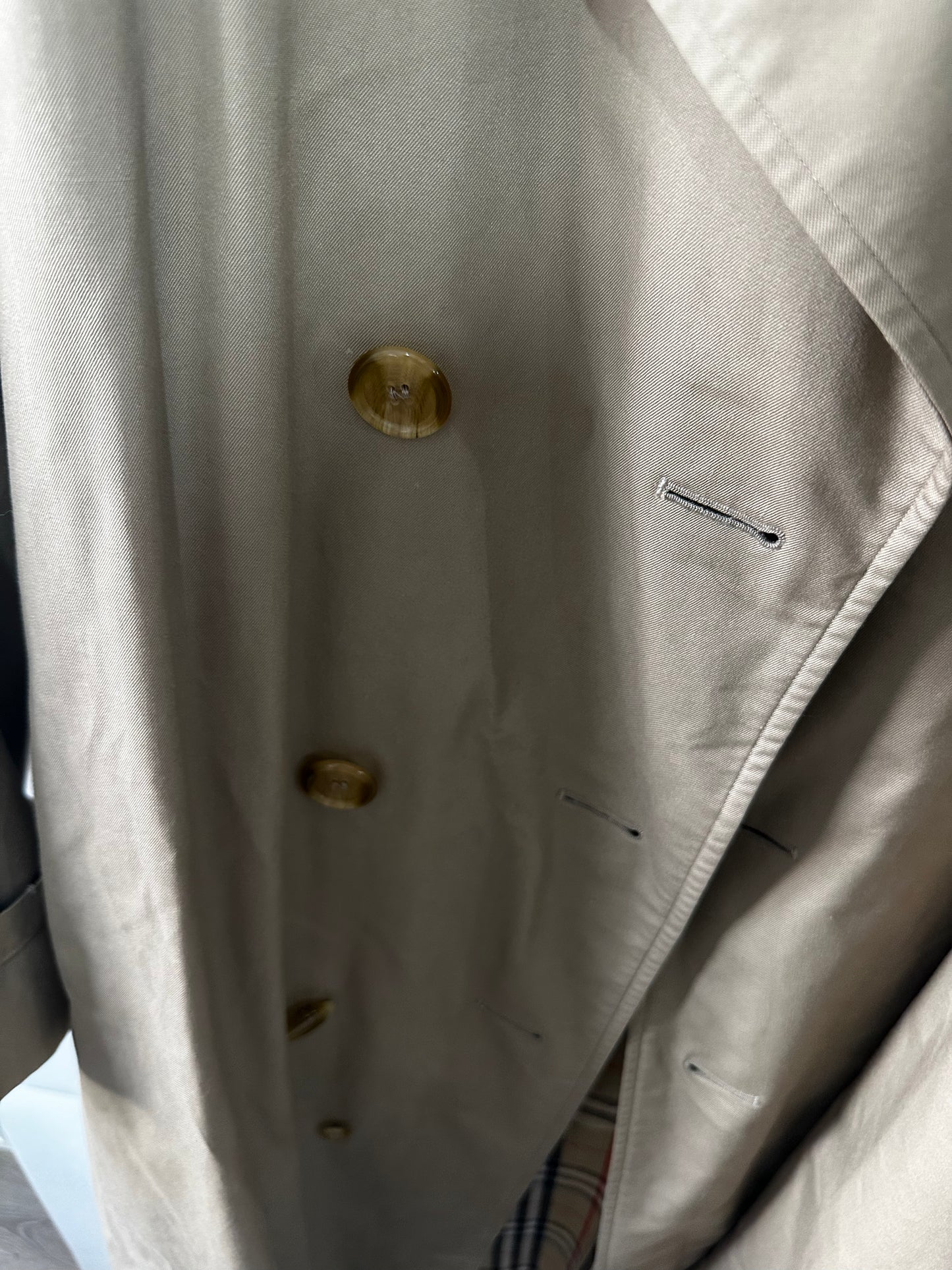 Beige Burberry Trench, Size XL