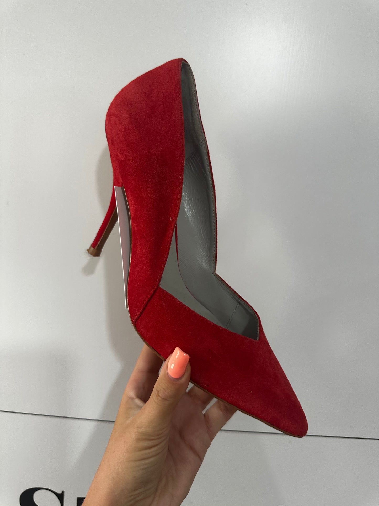 Red Reiss Heels, Size 6