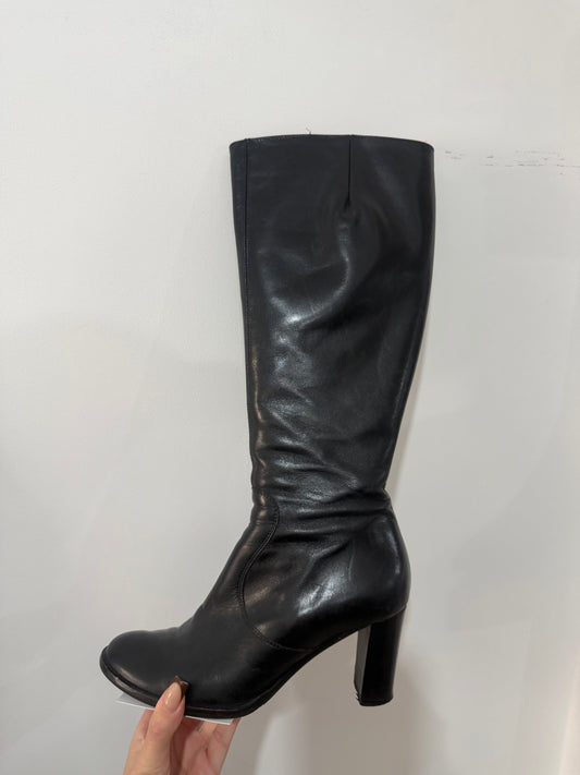 Black Russell & Bromley Boots, 3.5