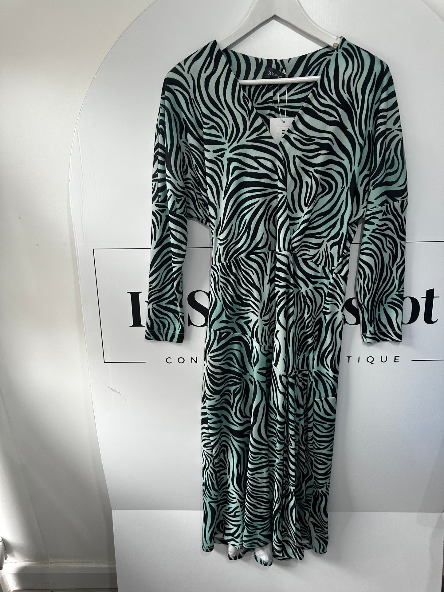 Green & Zebra Sosandar Dress, Size 14