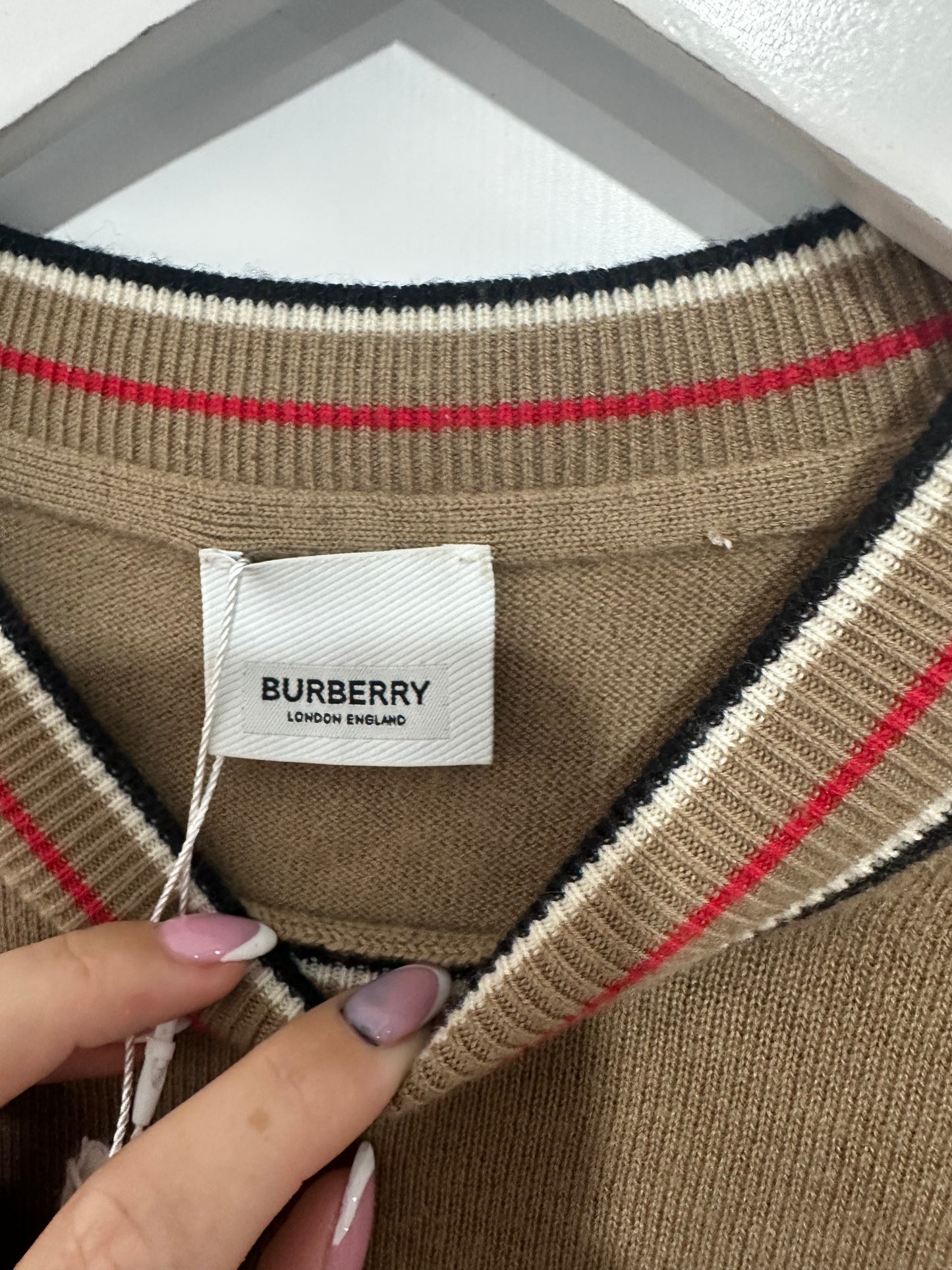 Cashmere Brown Burberry Jumper, Size M