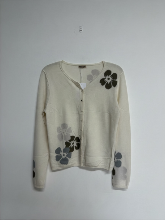Preloved New Scotland Cardigan Size Medium White with Grey Flower Detail