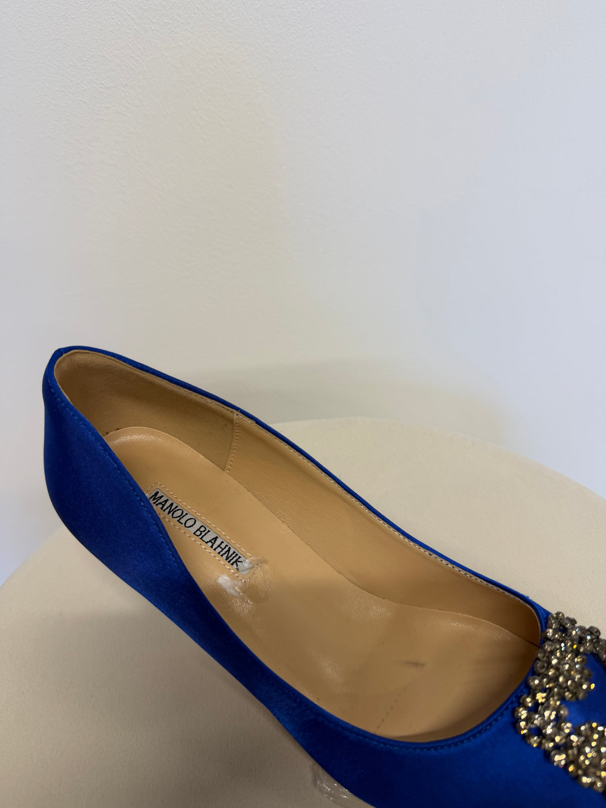Preloved Manolo Blahnik Heels Size 8 Blue
