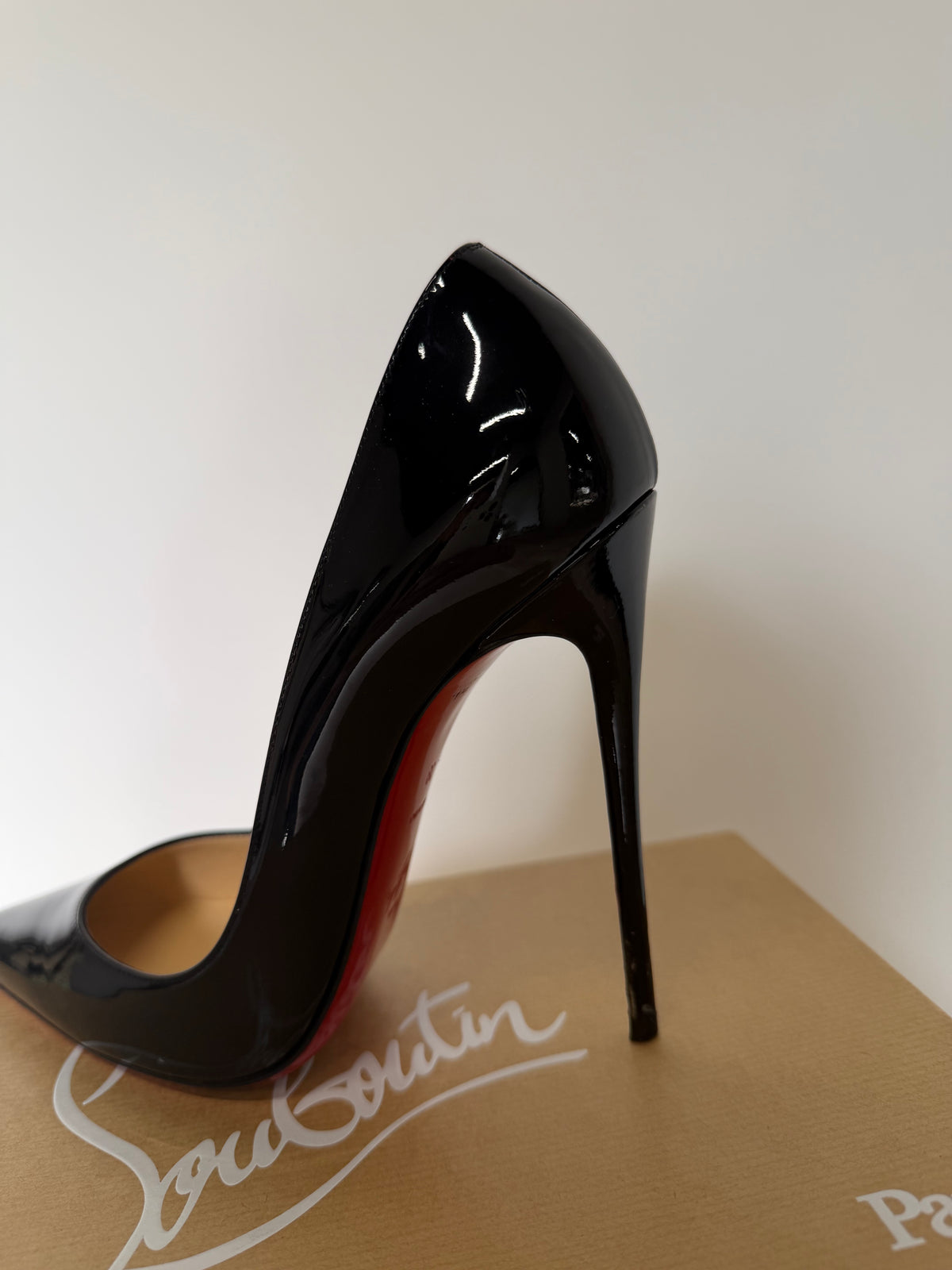 Preloved Christian Louboutin Shoes, Size 6 Black