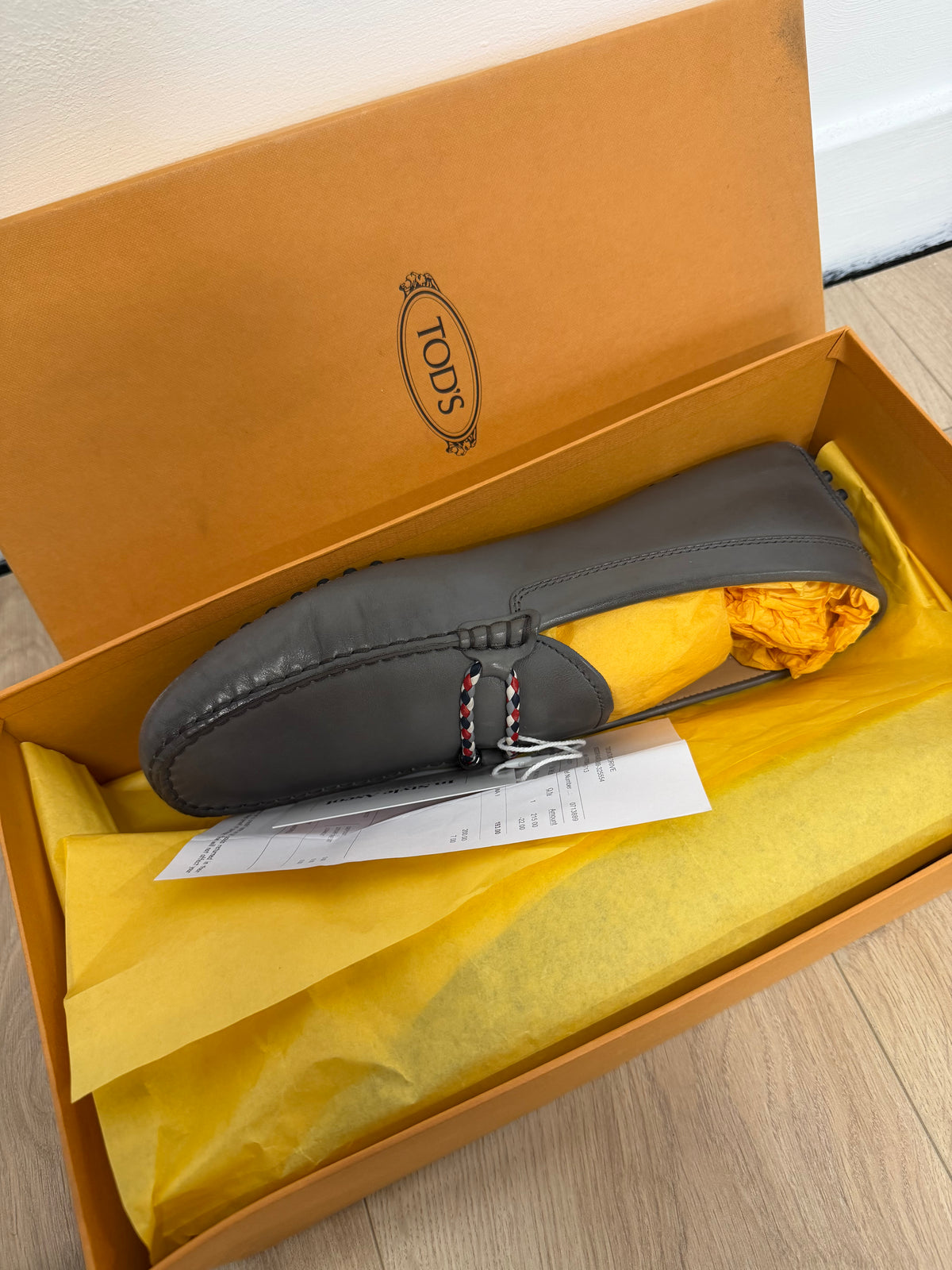 Preloved Tods Loafers Size 8.5 grey