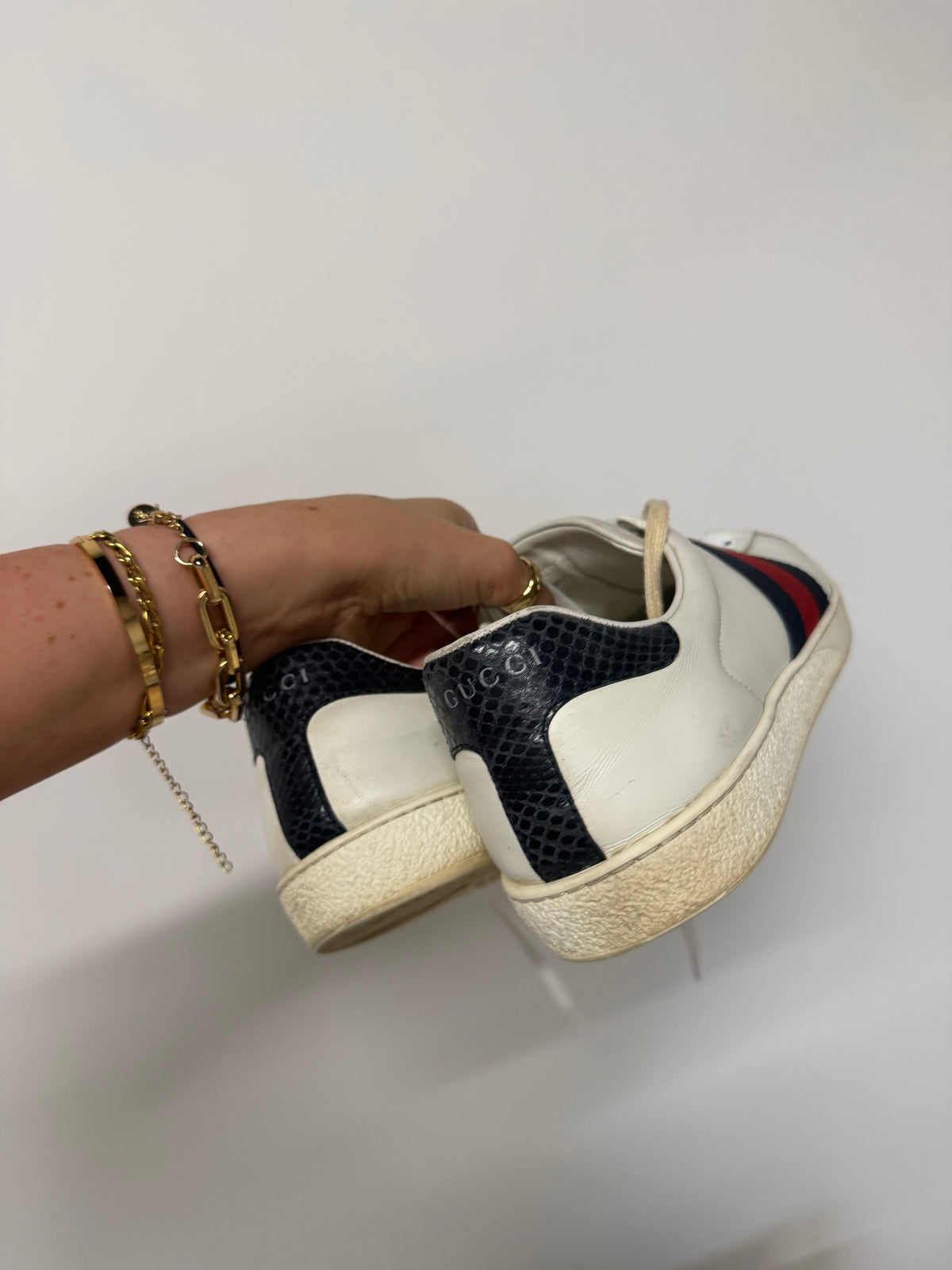 Preloved Gucci Ace low-top Trainers EU 44 - UK 9.5 White, featuring the signature blue and red web stripe