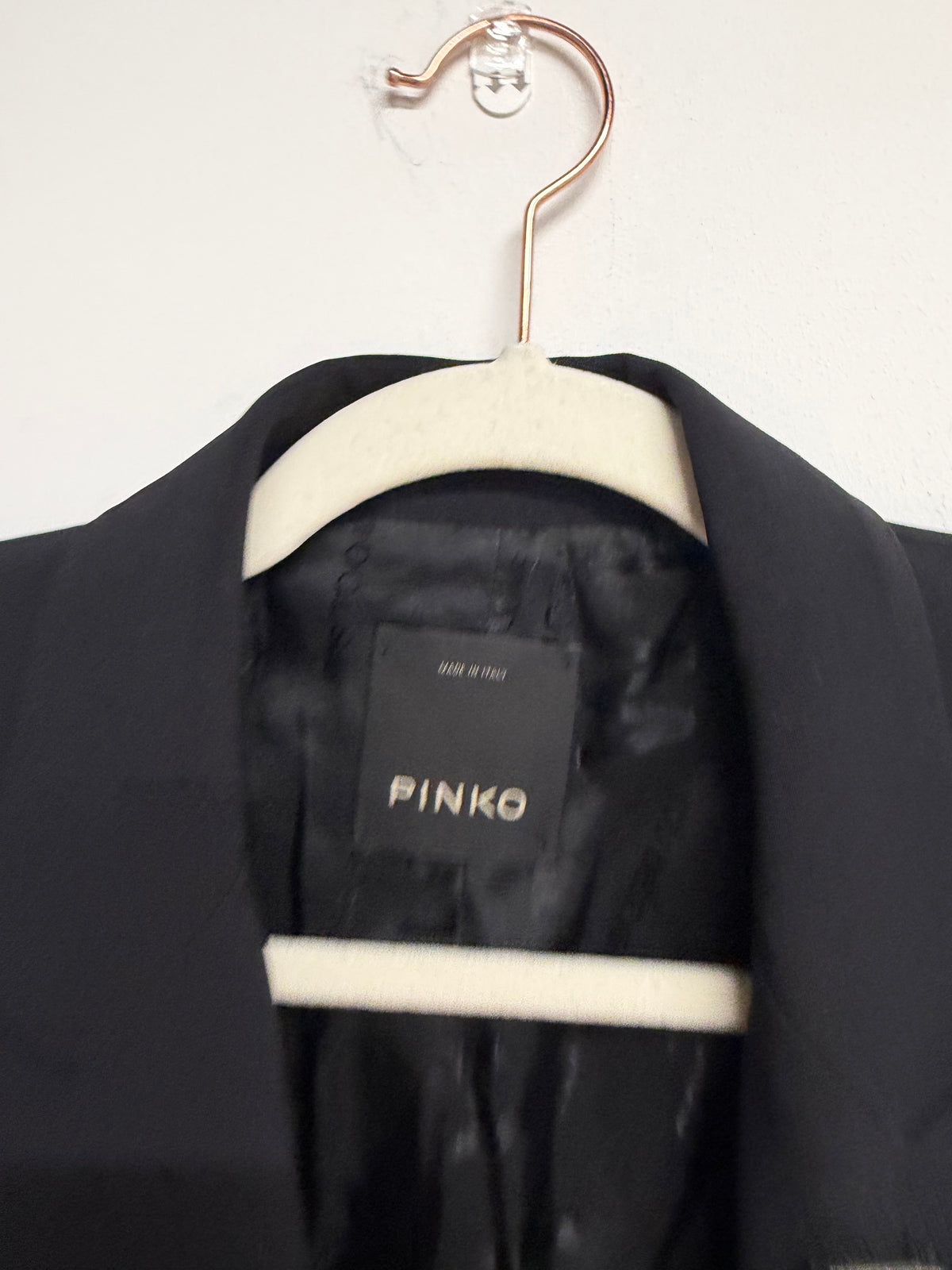 Preloved Pinko Blazer UK 8 Black with stunning diamond brooches