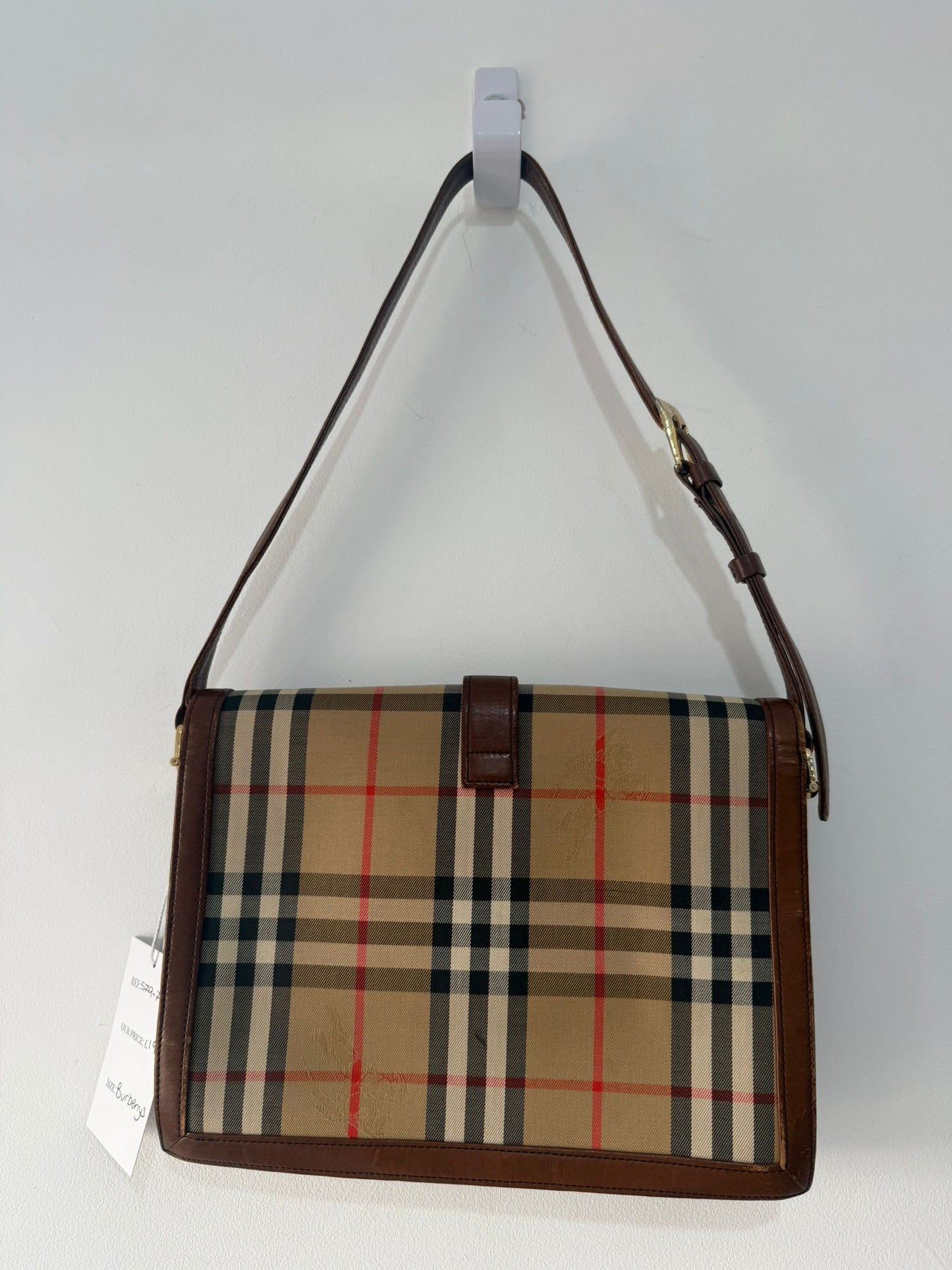 Preloved Novacheck Burberrys Shoulder bag