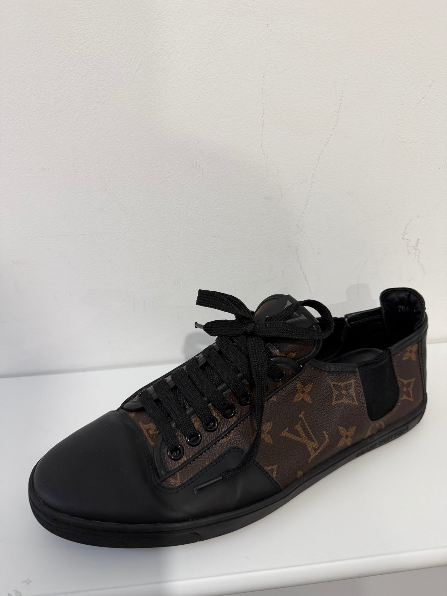 Pre-owned, Monogram Louis Vuitton Sneakers Trainers, Size 43 (UK 9)
