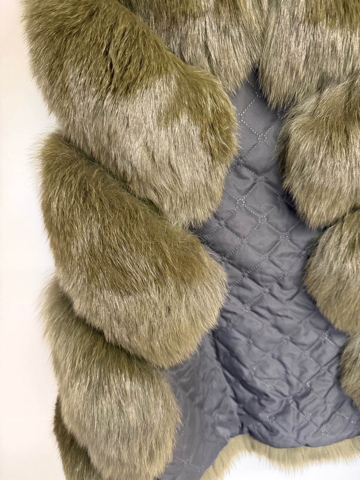 Preloved Jancoco Max Fox Fur Gilet Small Green