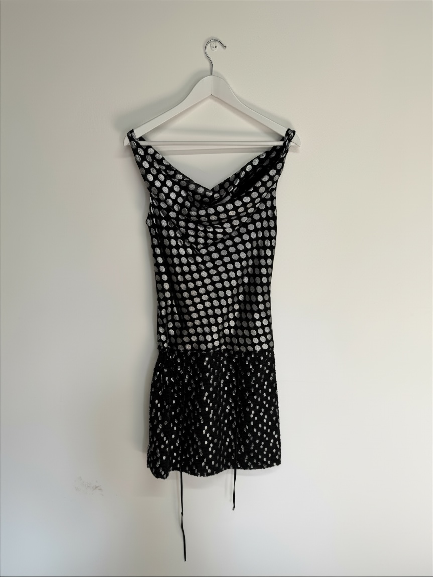 Preloved Diane Von Furstenburg Dress Size 6 - 8 Black and Silver