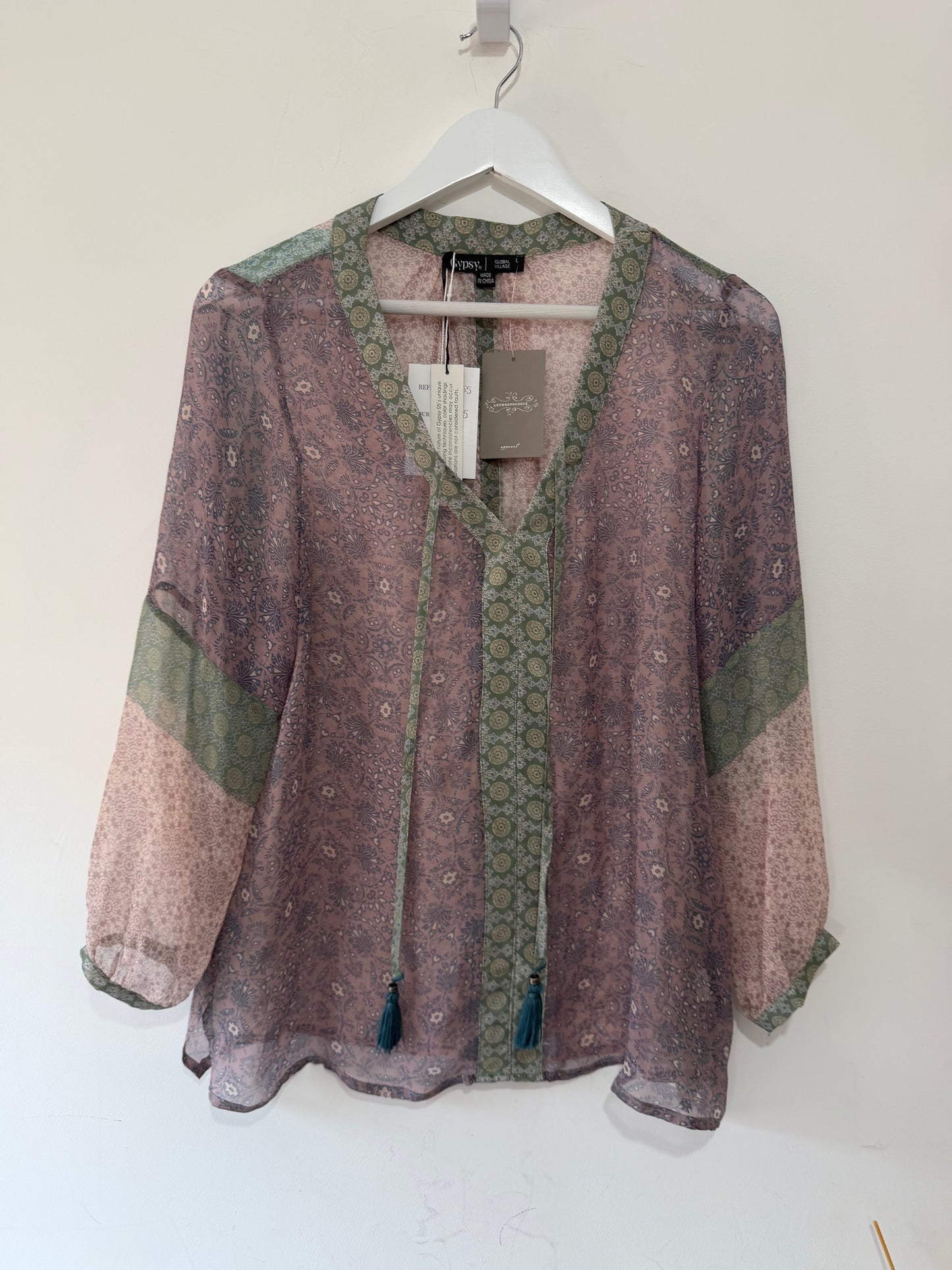 Pre owned new dusky pink/ green Gypsy Top, Size L