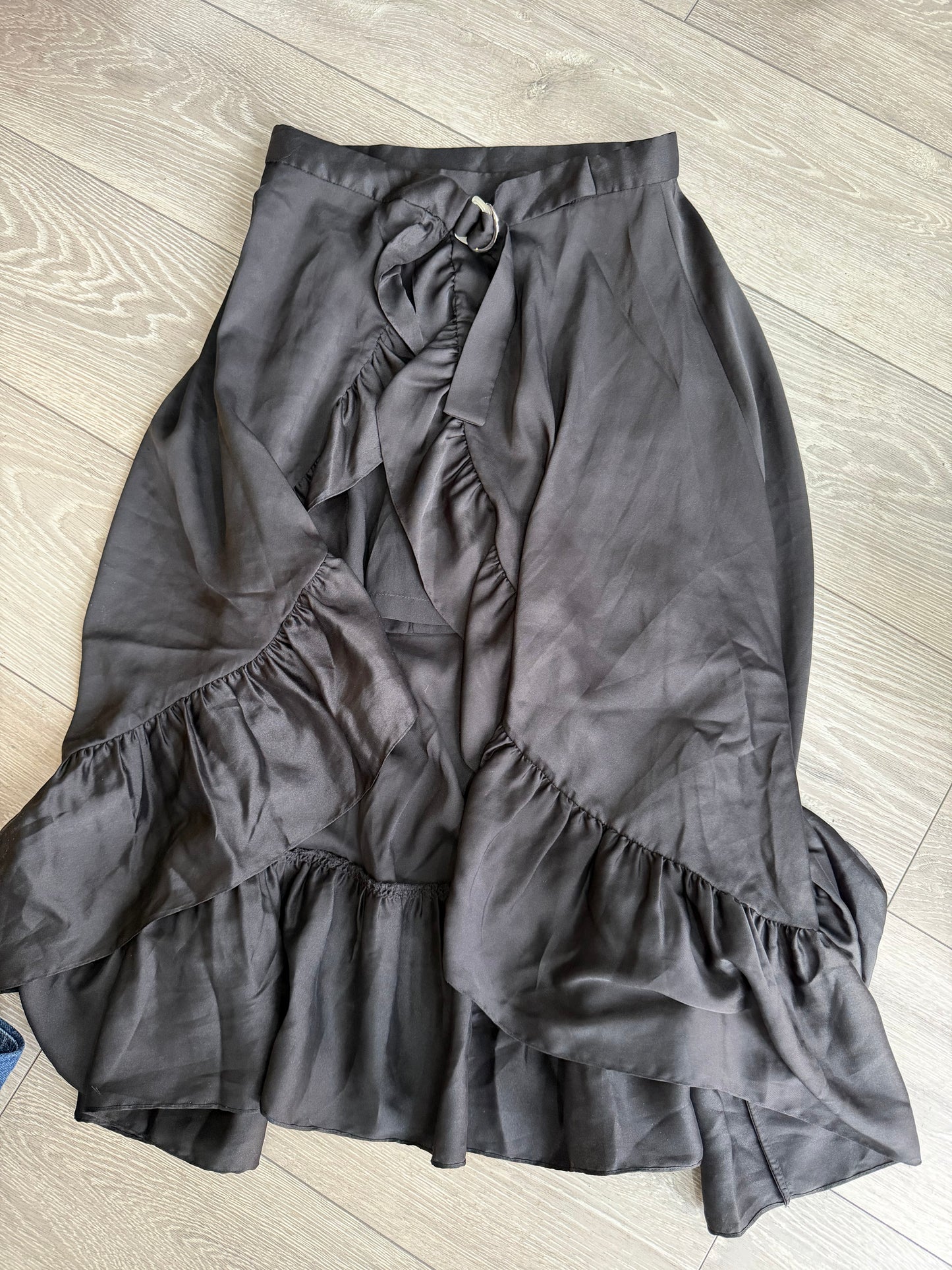 Preloved Sandro Skirt Size 12 Black