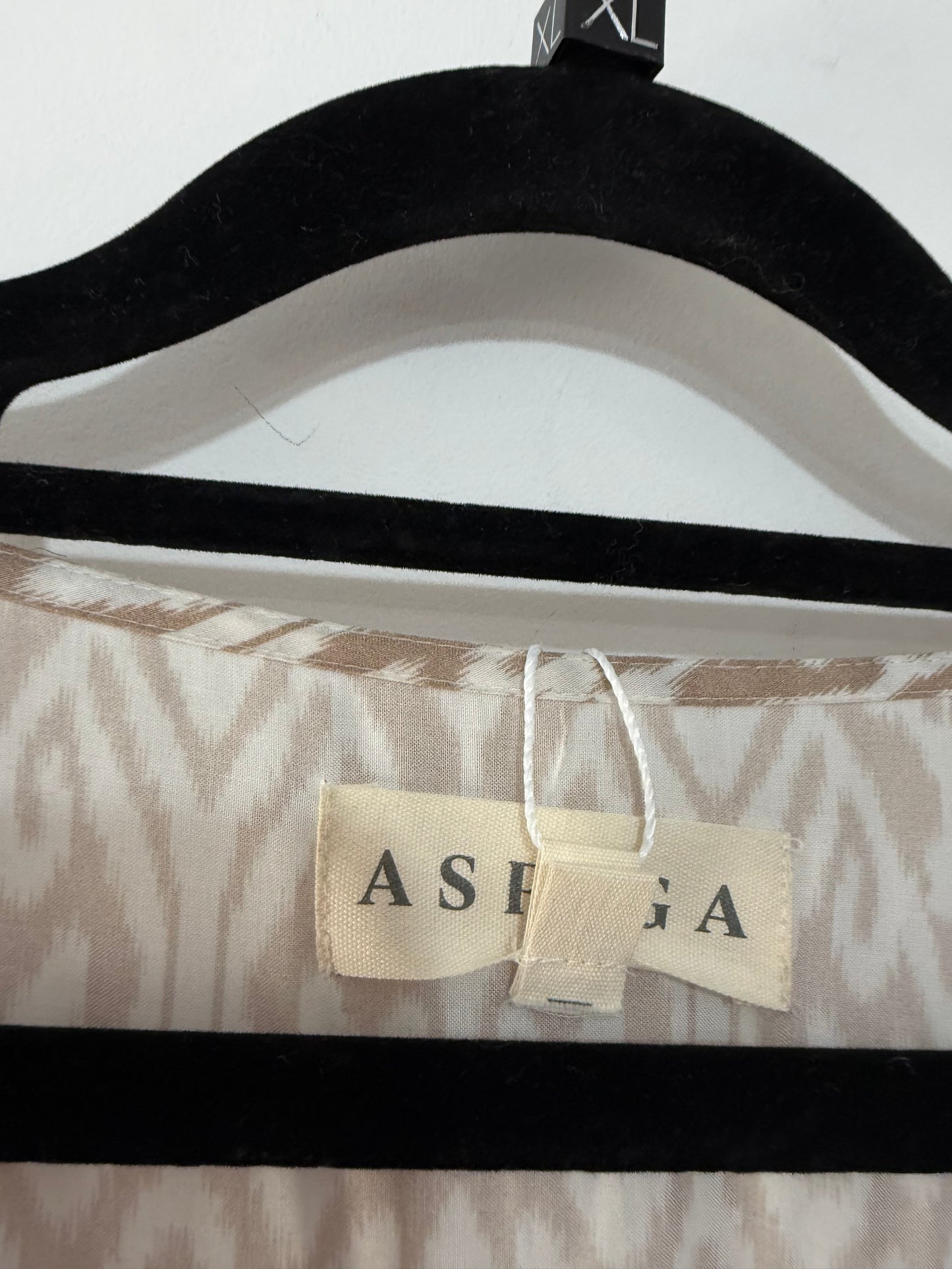 Preloved, Beige/White  Aspiga  Dress, Size XL