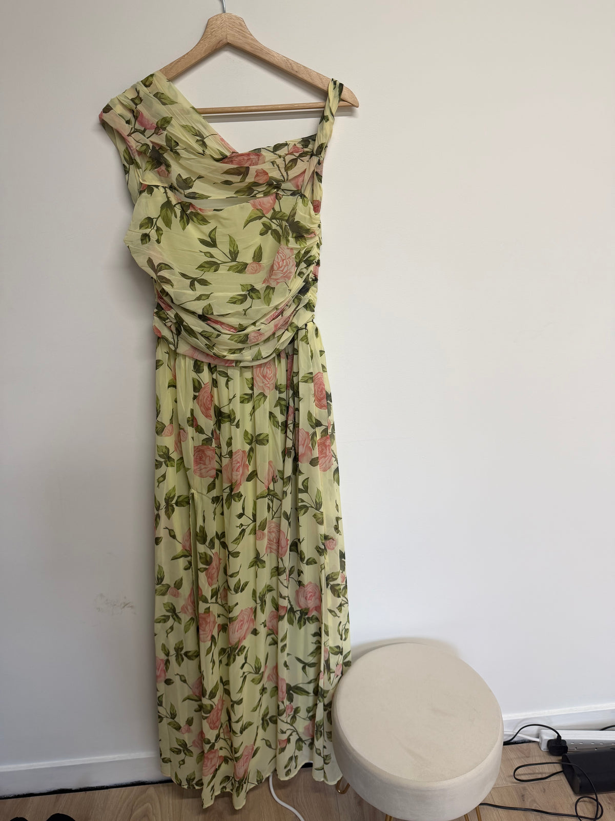 Preloved Jardin Vue Dress Size Medium Green Floral