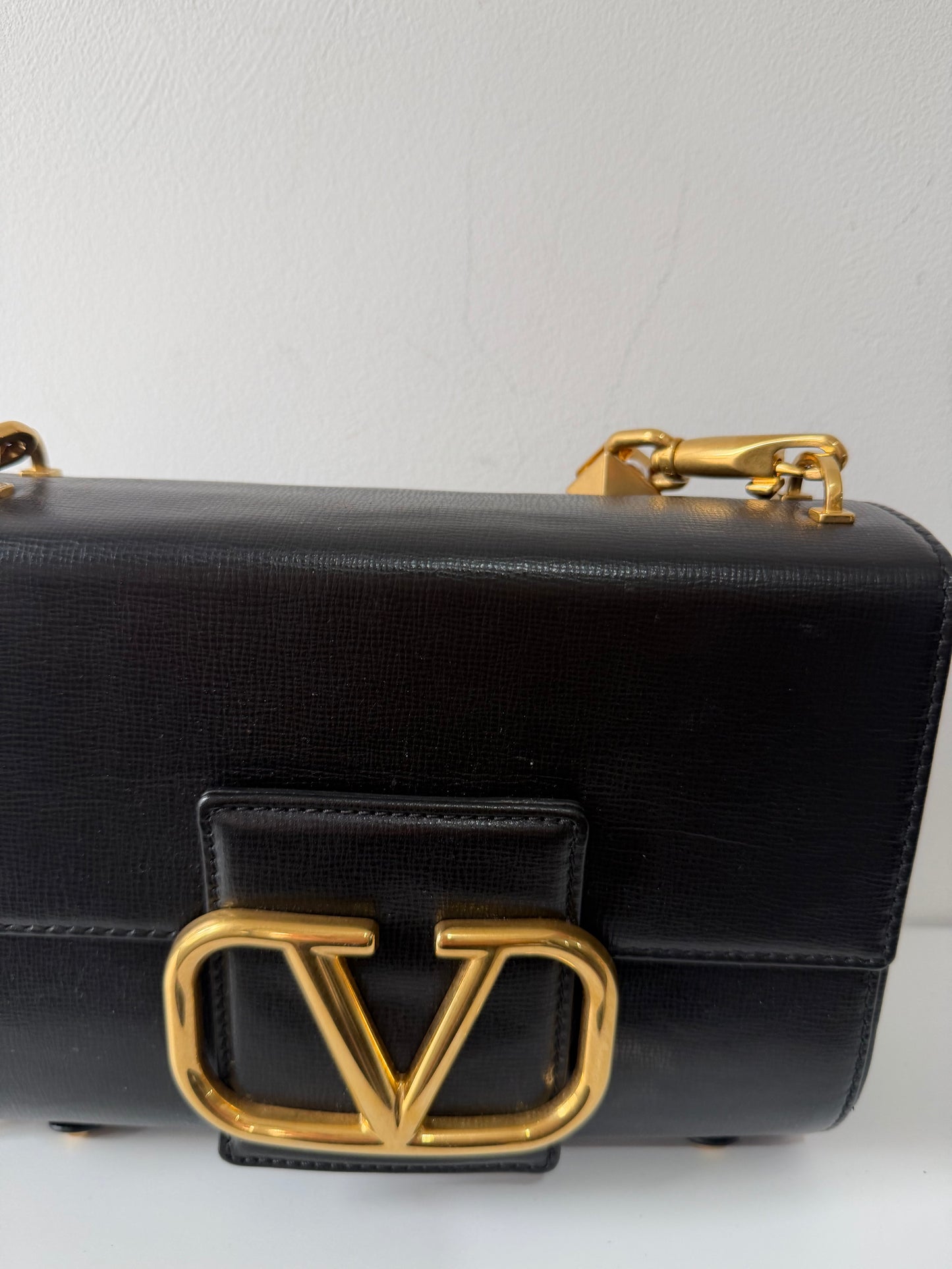 Preloved Black Valentino Handbag