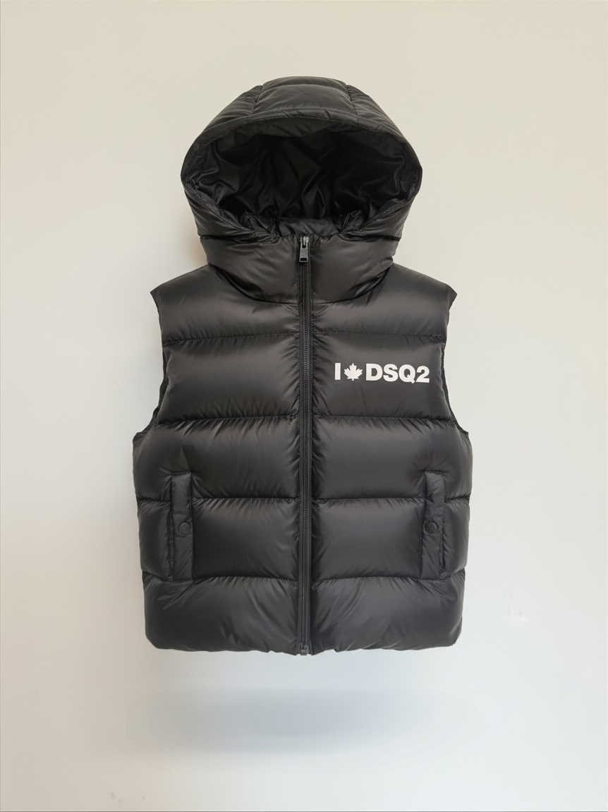 Preloved DSquared2 kids Gilet Age 8 Black