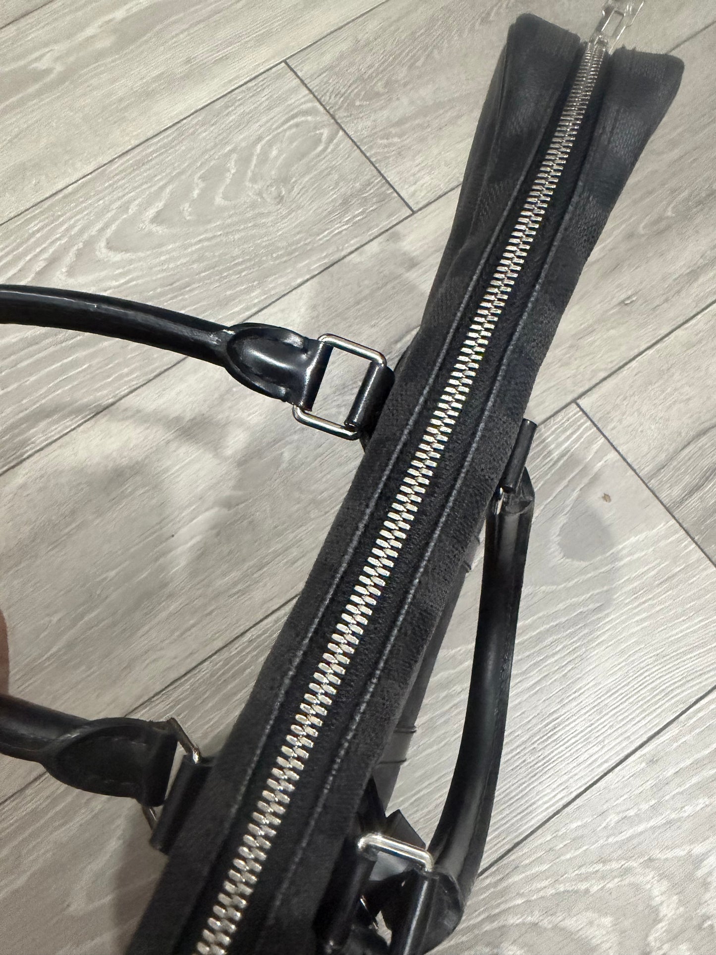 Damier Graphite Louis Vuitton Laptop Bag