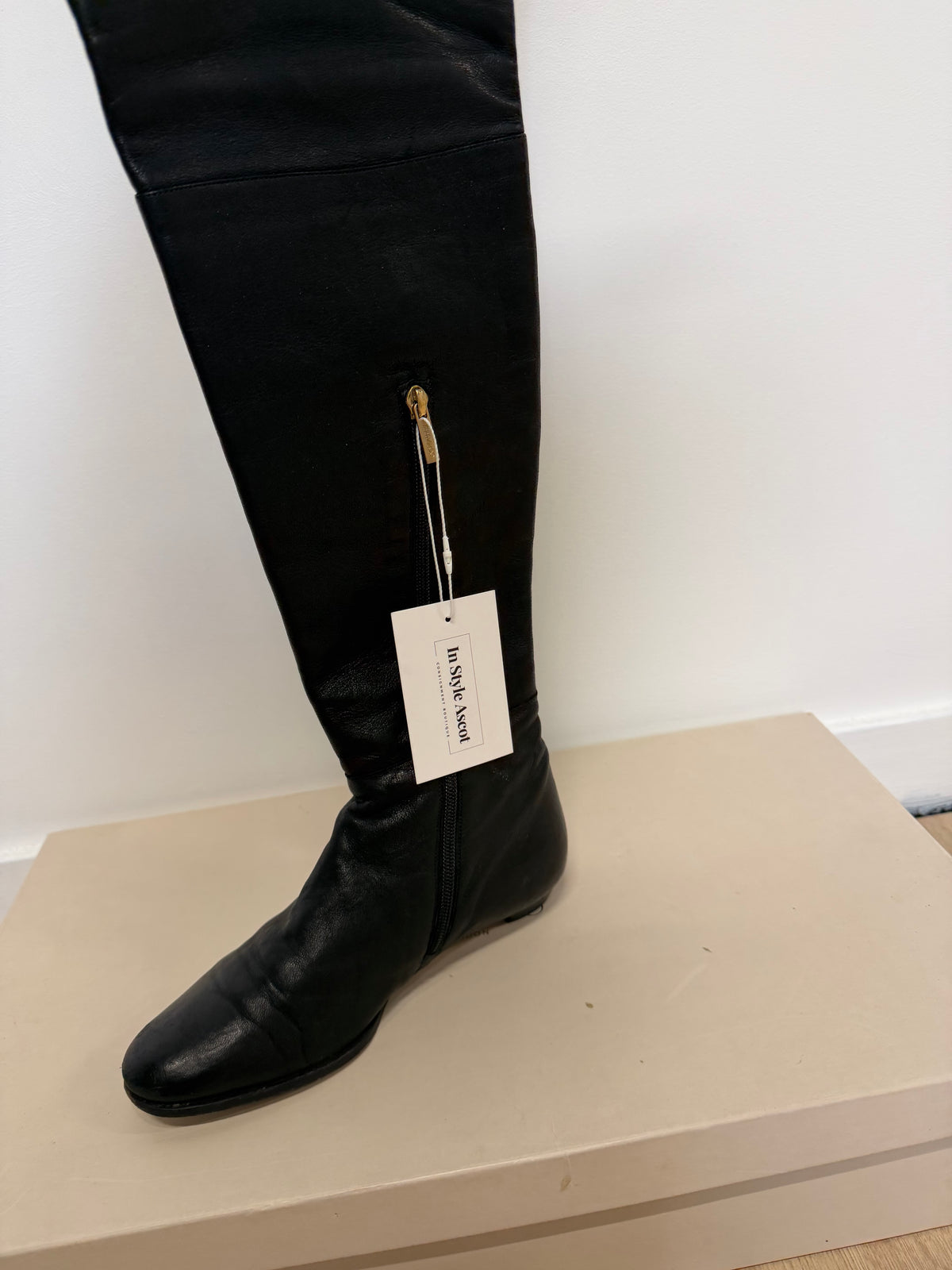 Preloved Jimmy Choo Boots Size 4.5 Black