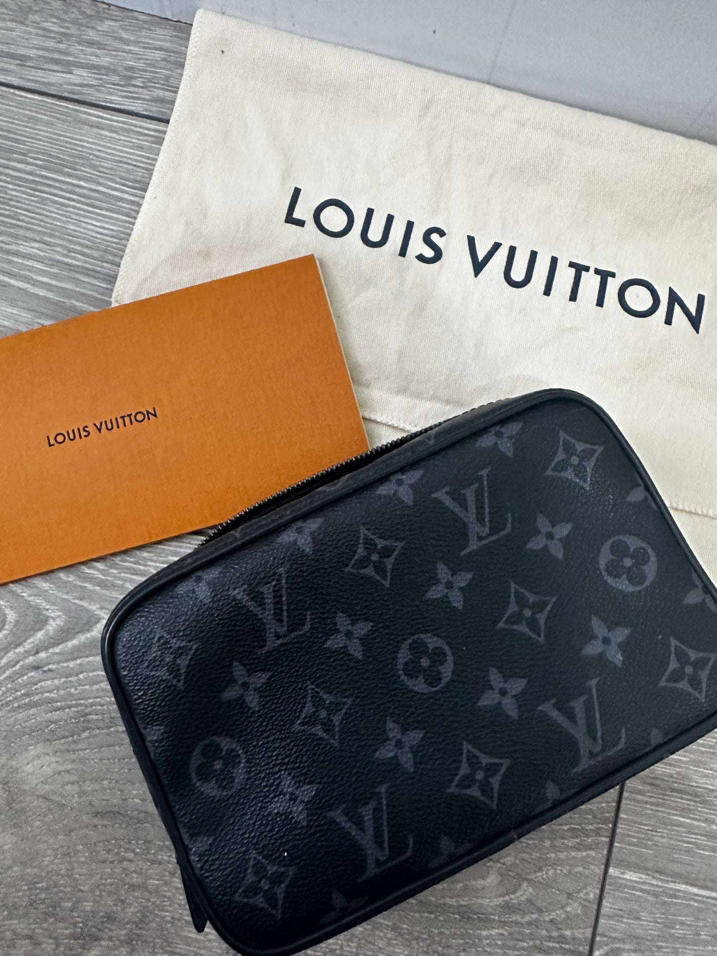 Monogram Eclipse Louis Vuitton Washbag Cosmetic Men's