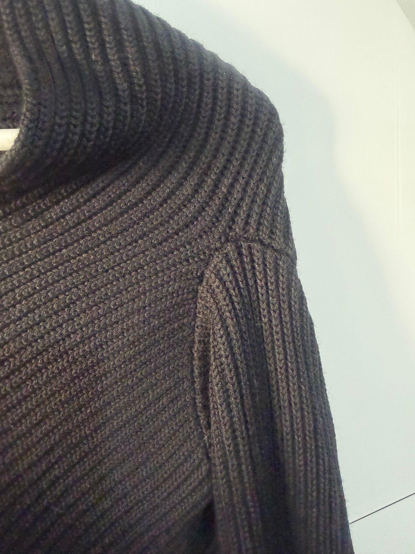 Size M Joseph 100% Merino Wool Jumper