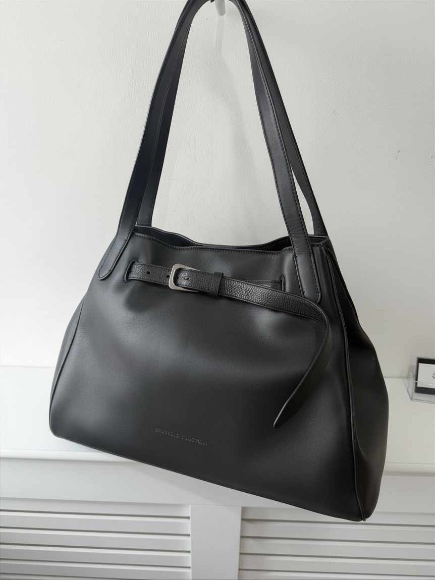 Preloved Brunello Cucinelli Handbag Medium Black